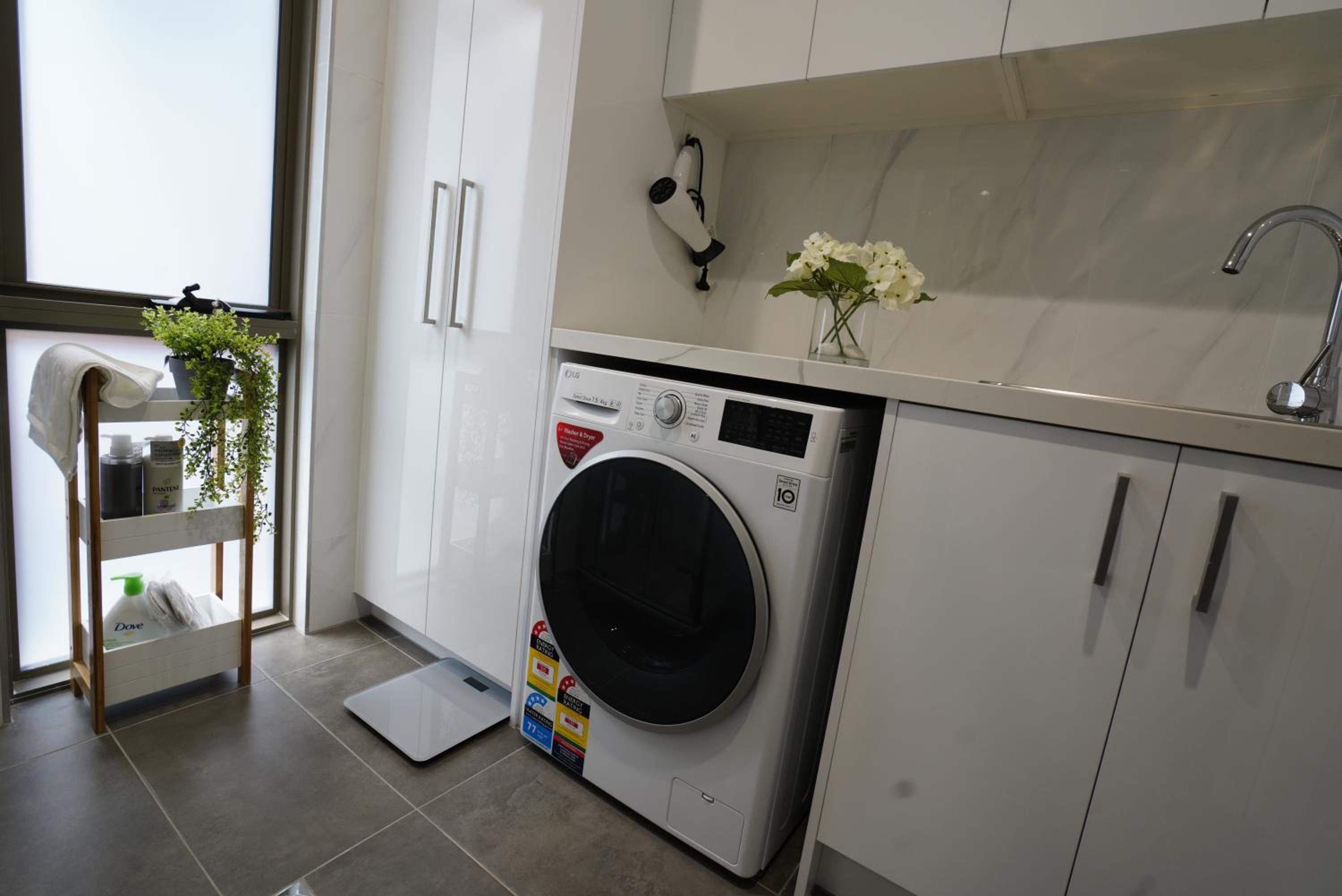 One-Bedroom Apartment - Photo 16