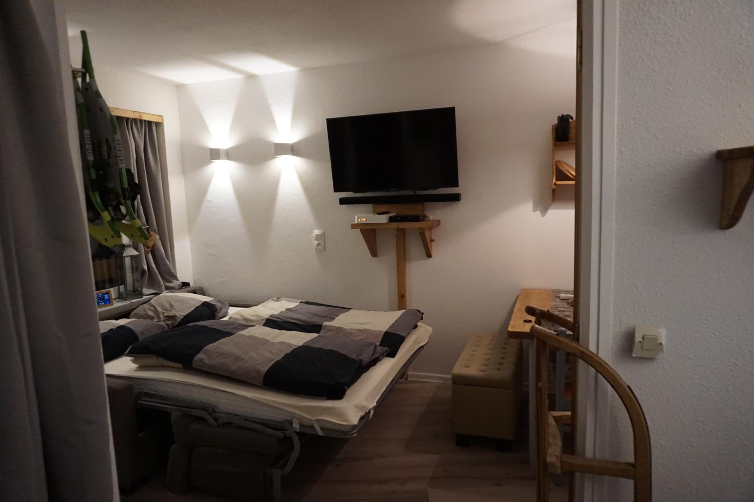 One-Bedroom Apartment - Photo 4