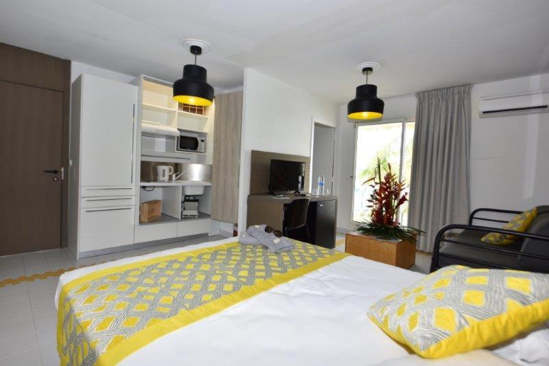 Studio Apartment with Sea View photo 1