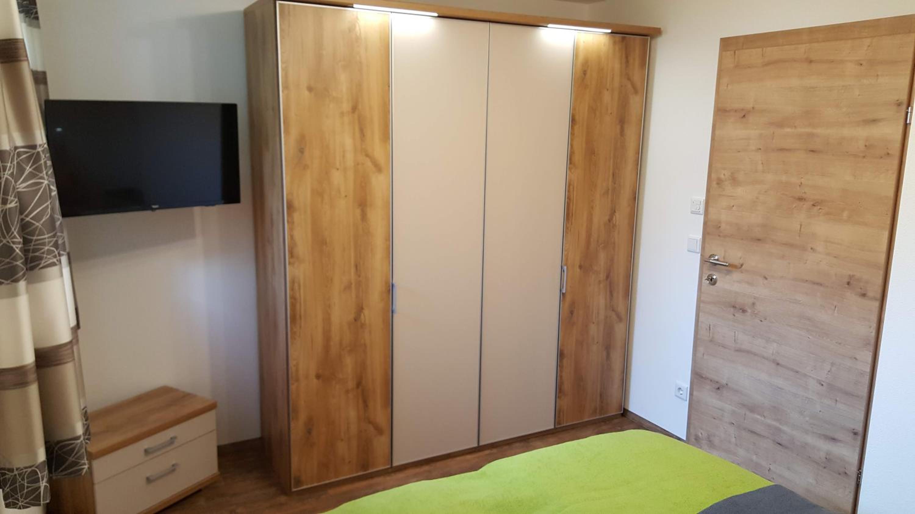 Two-Bedroom Apartment - Photo 16