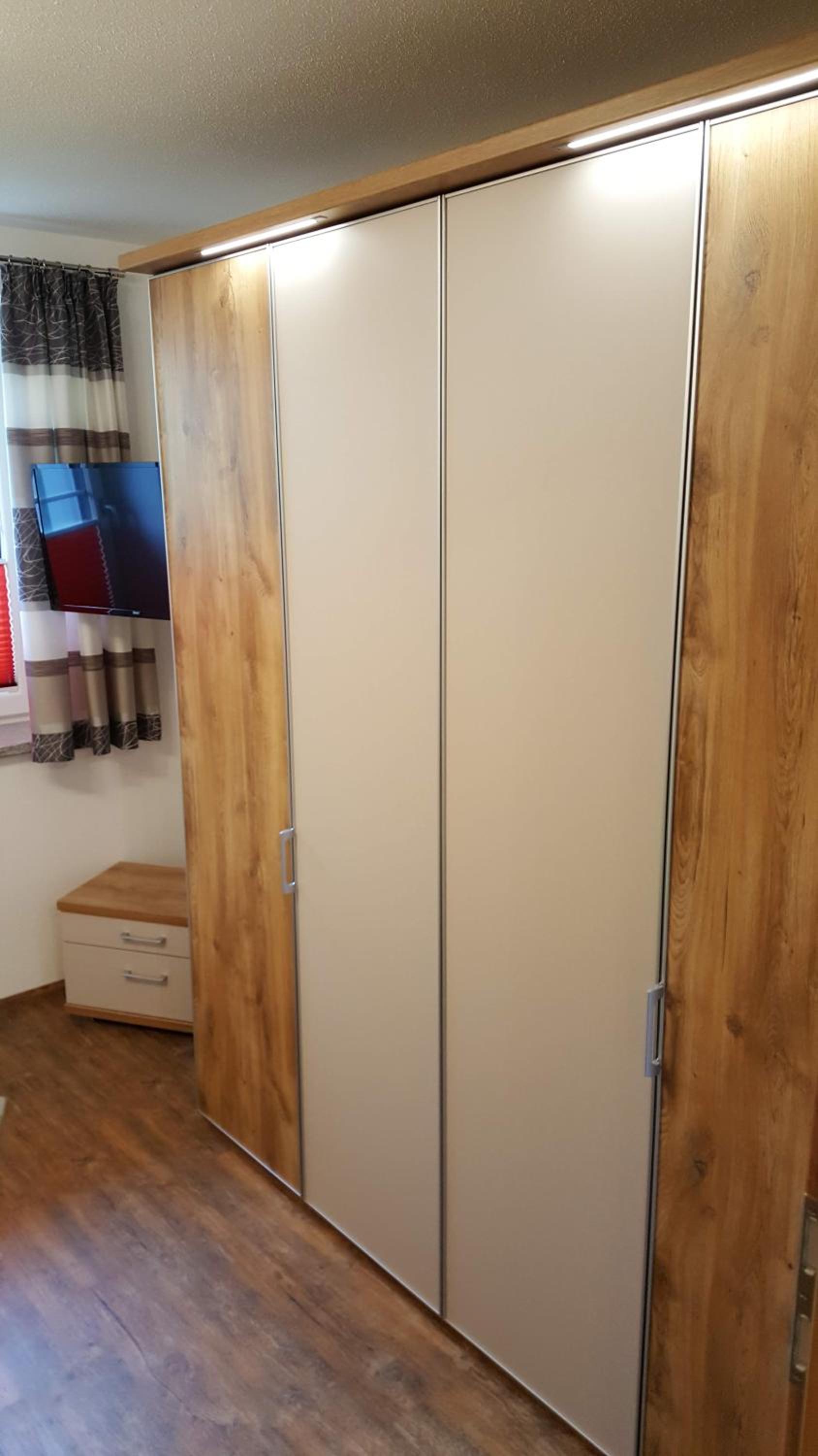 Two-Bedroom Apartment - Photo 11