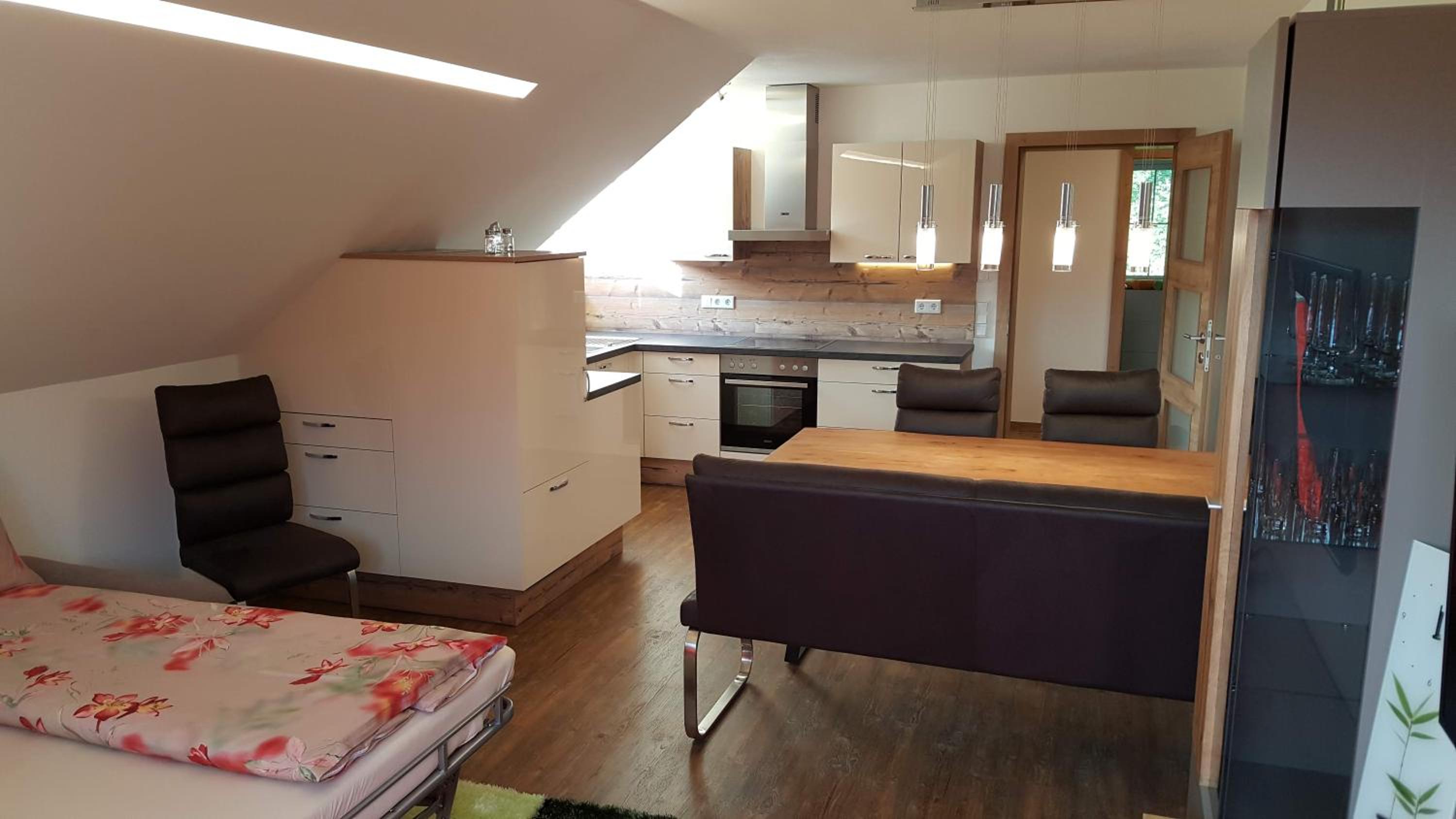Two-Bedroom Apartment - Photo 7