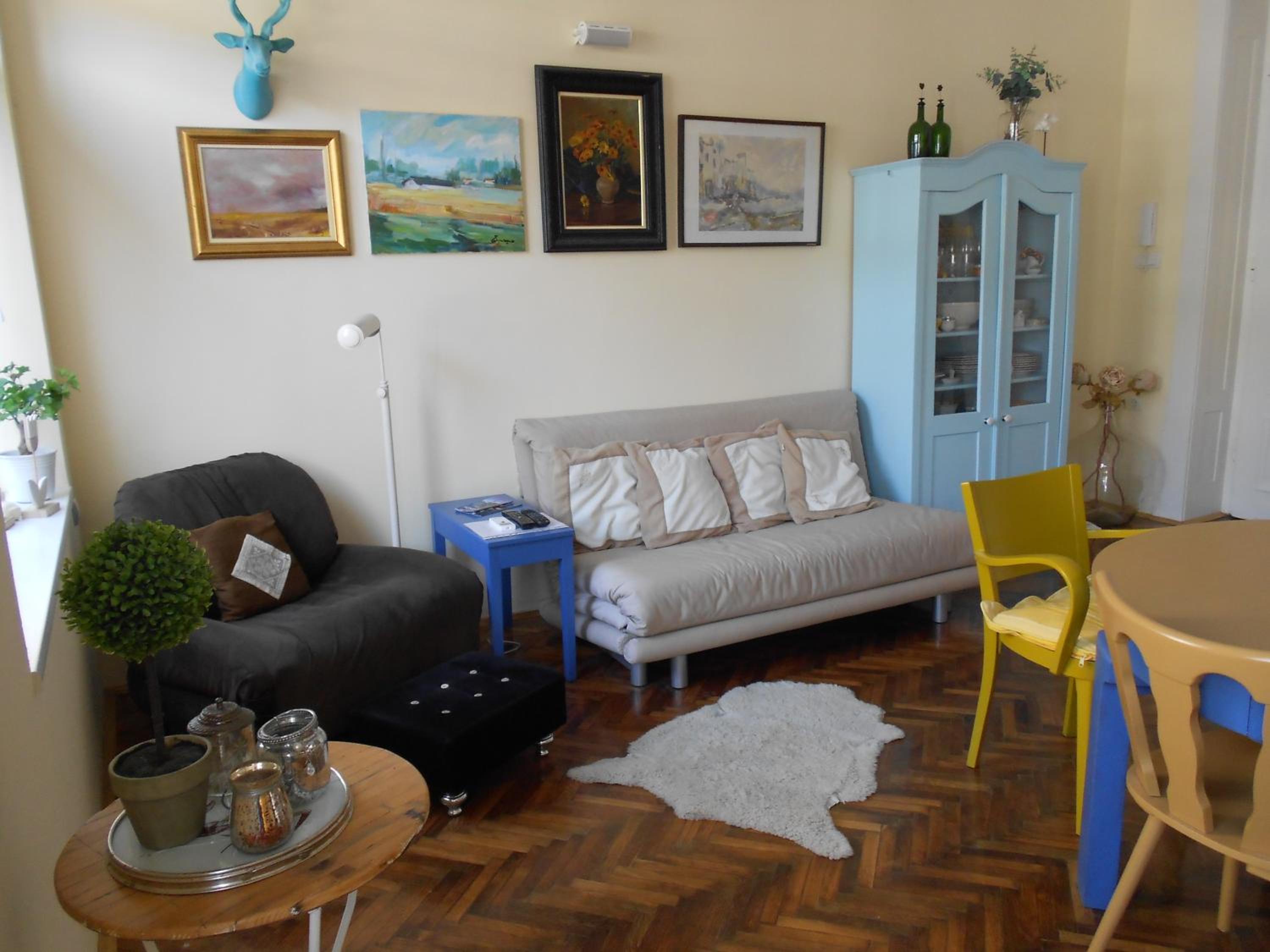 Apartment with Balcony photo 1