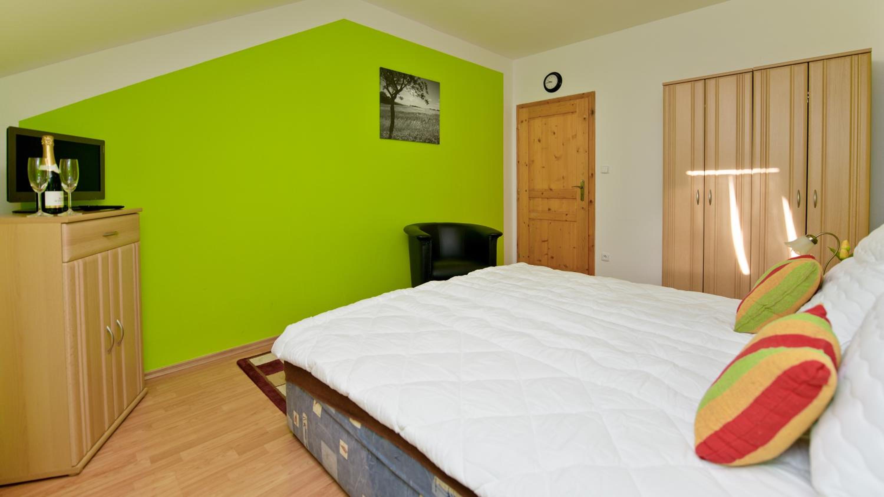 Standard Double Room photo 3