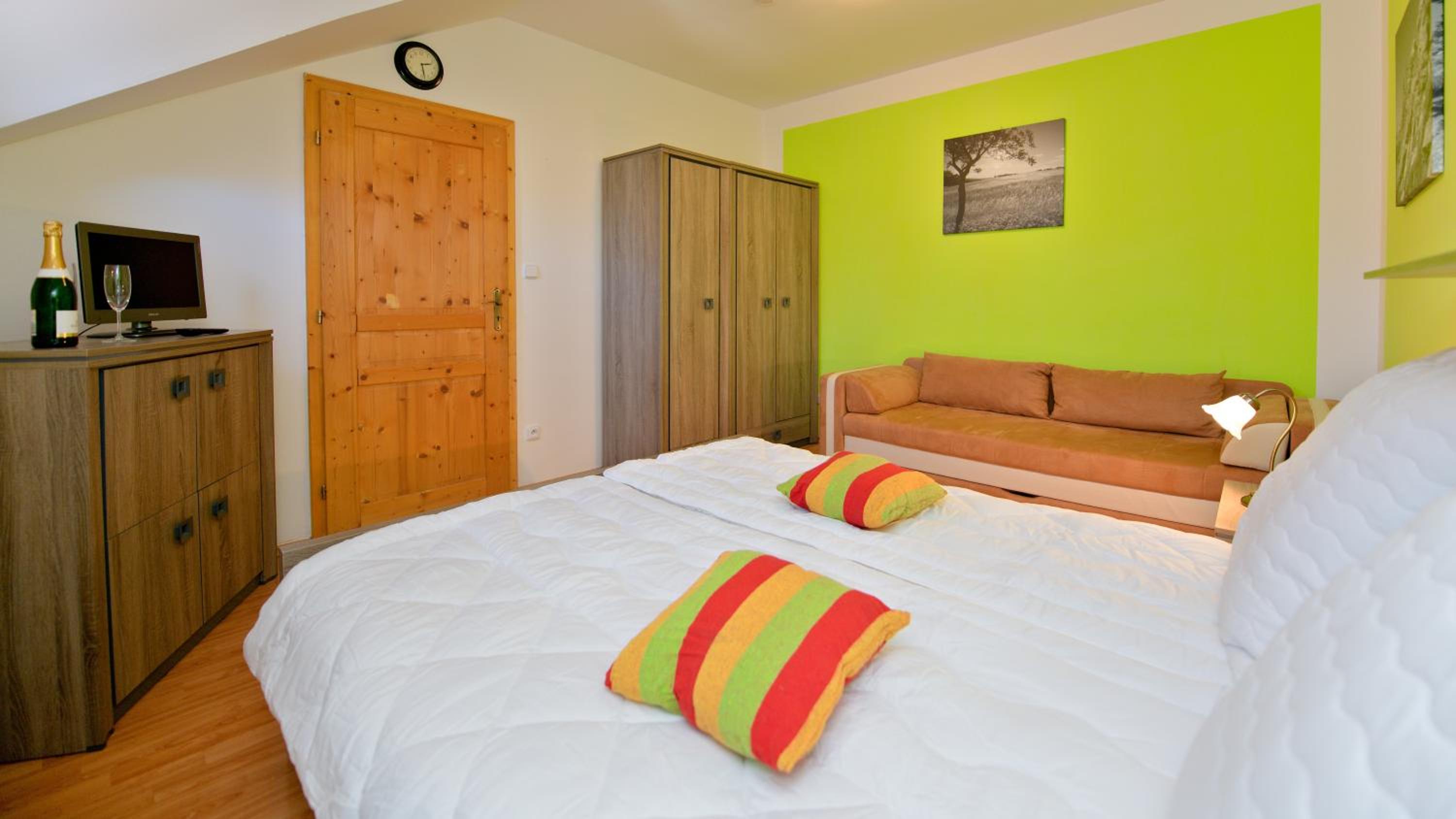 Standard Double Room photo 3