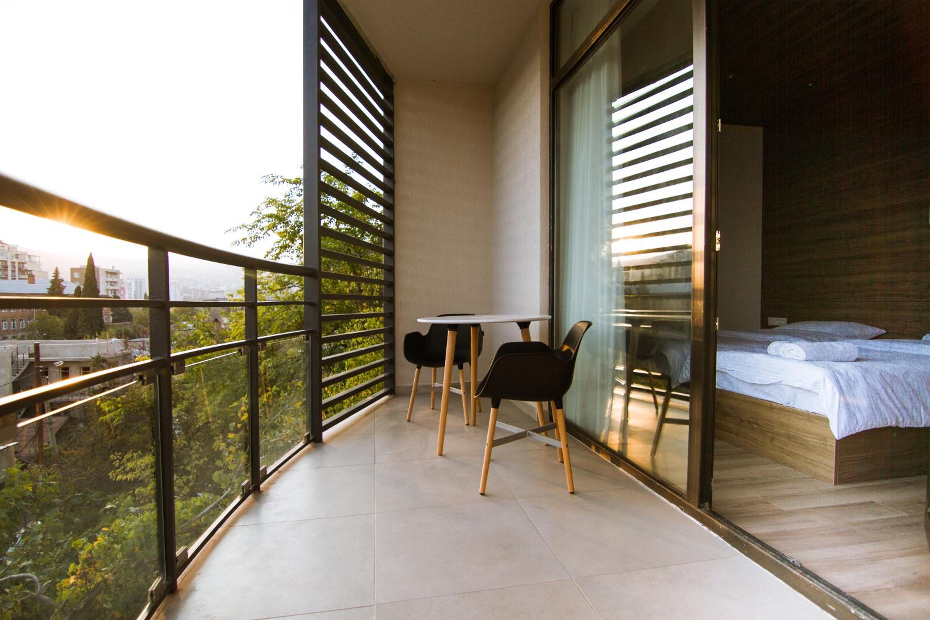 Double or Twin Room with Terrace - Photo 2