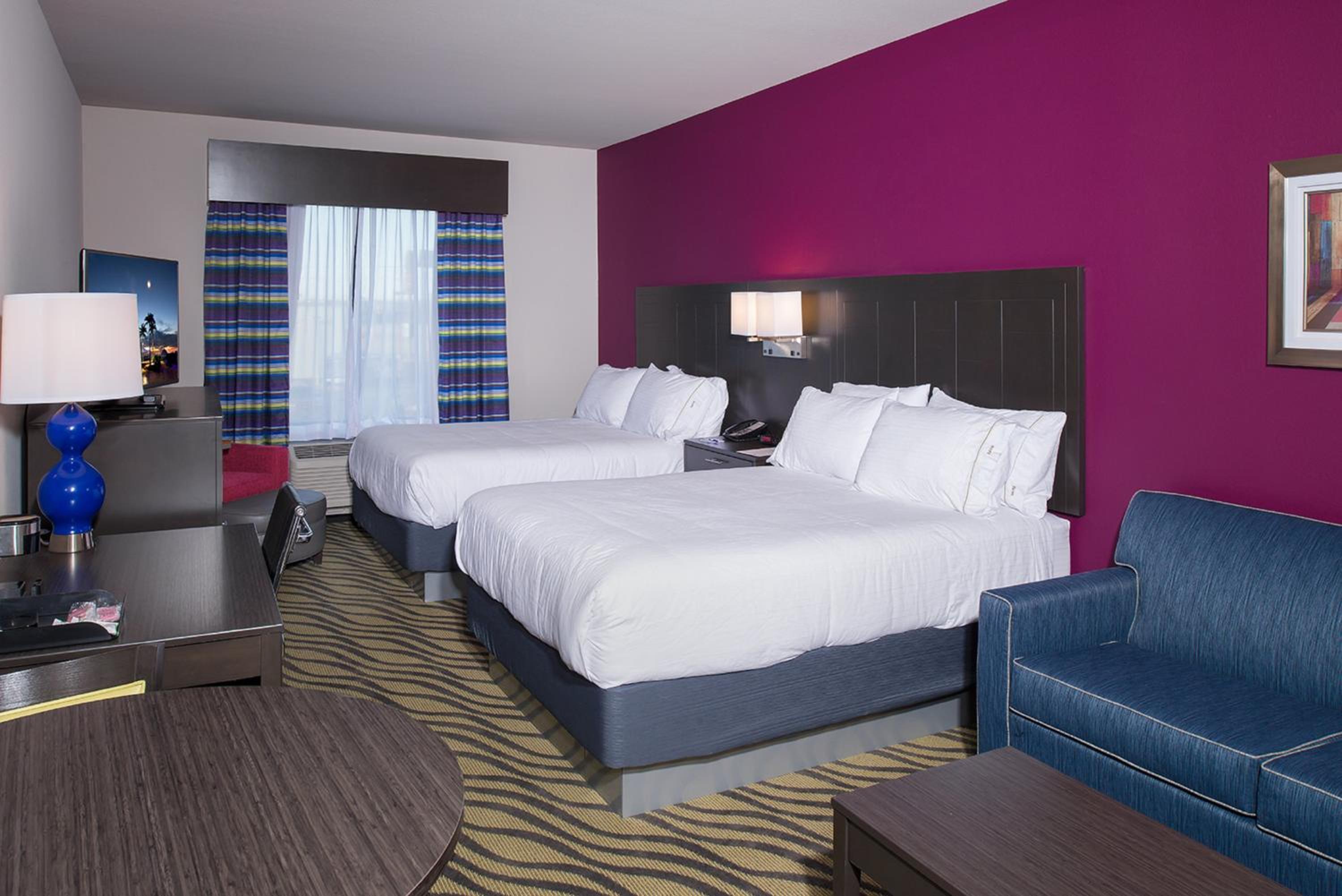 Suite with Two Queen Beds