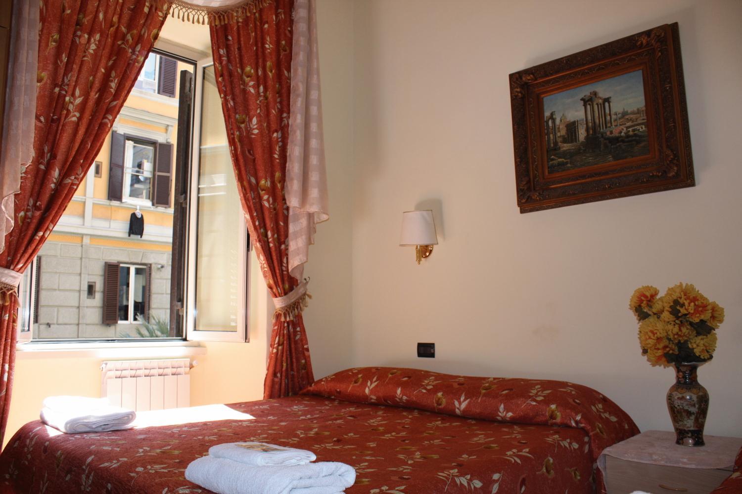 Double Room with Private Bathroom photo 1