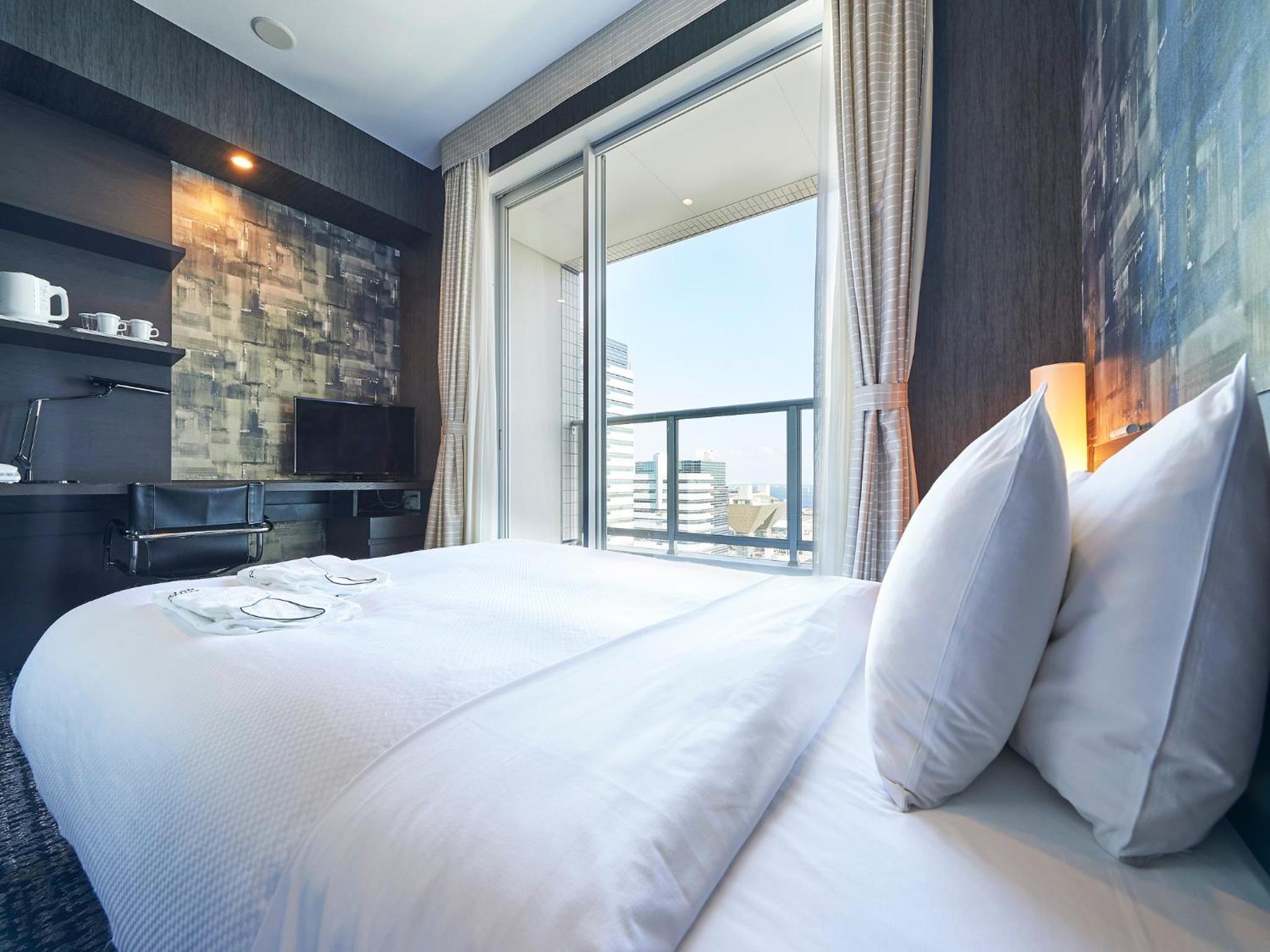 Premium Bay Side Double Room - Non-Smoking - Photo 1
