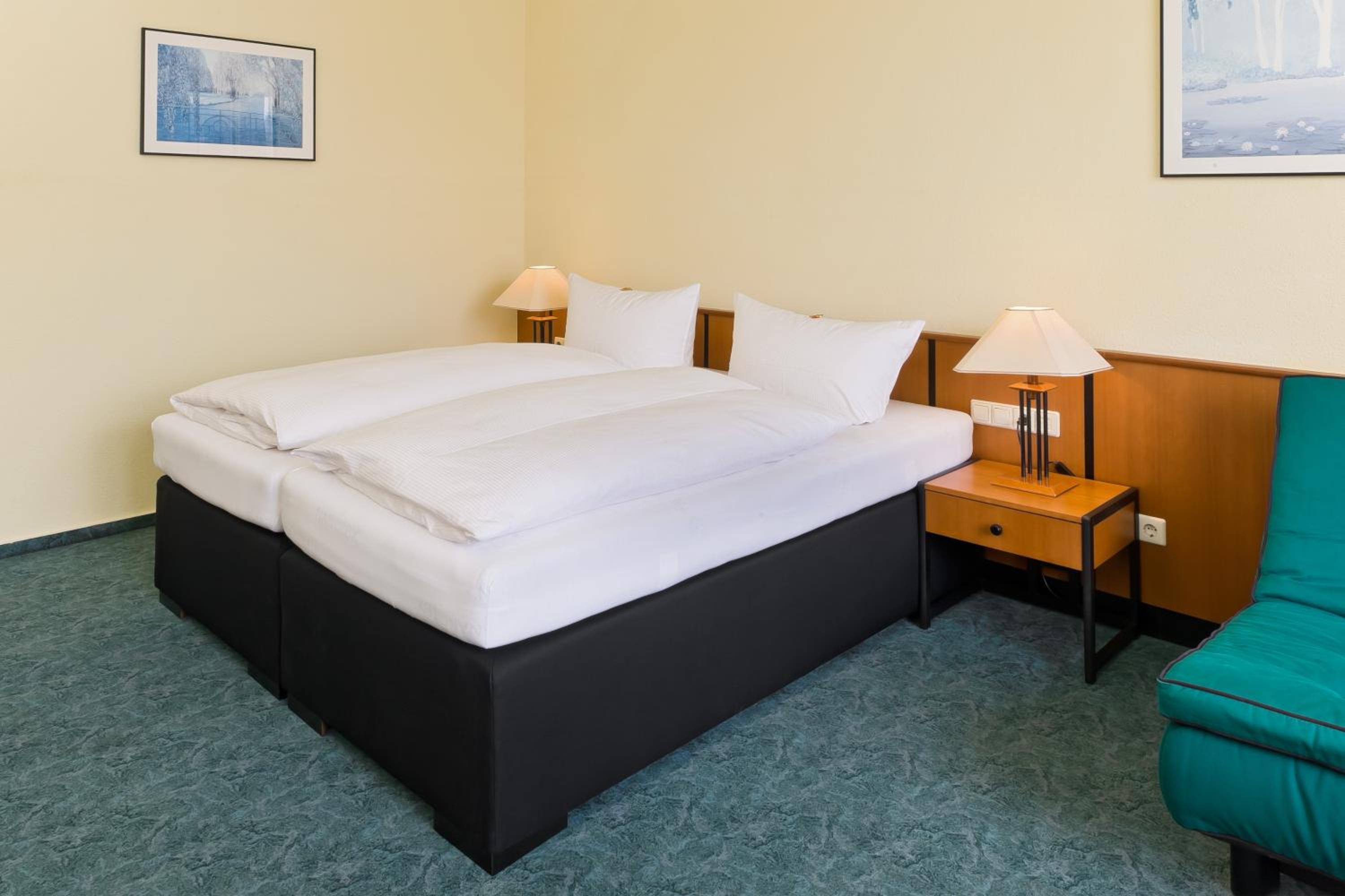Double Room - Photo 3