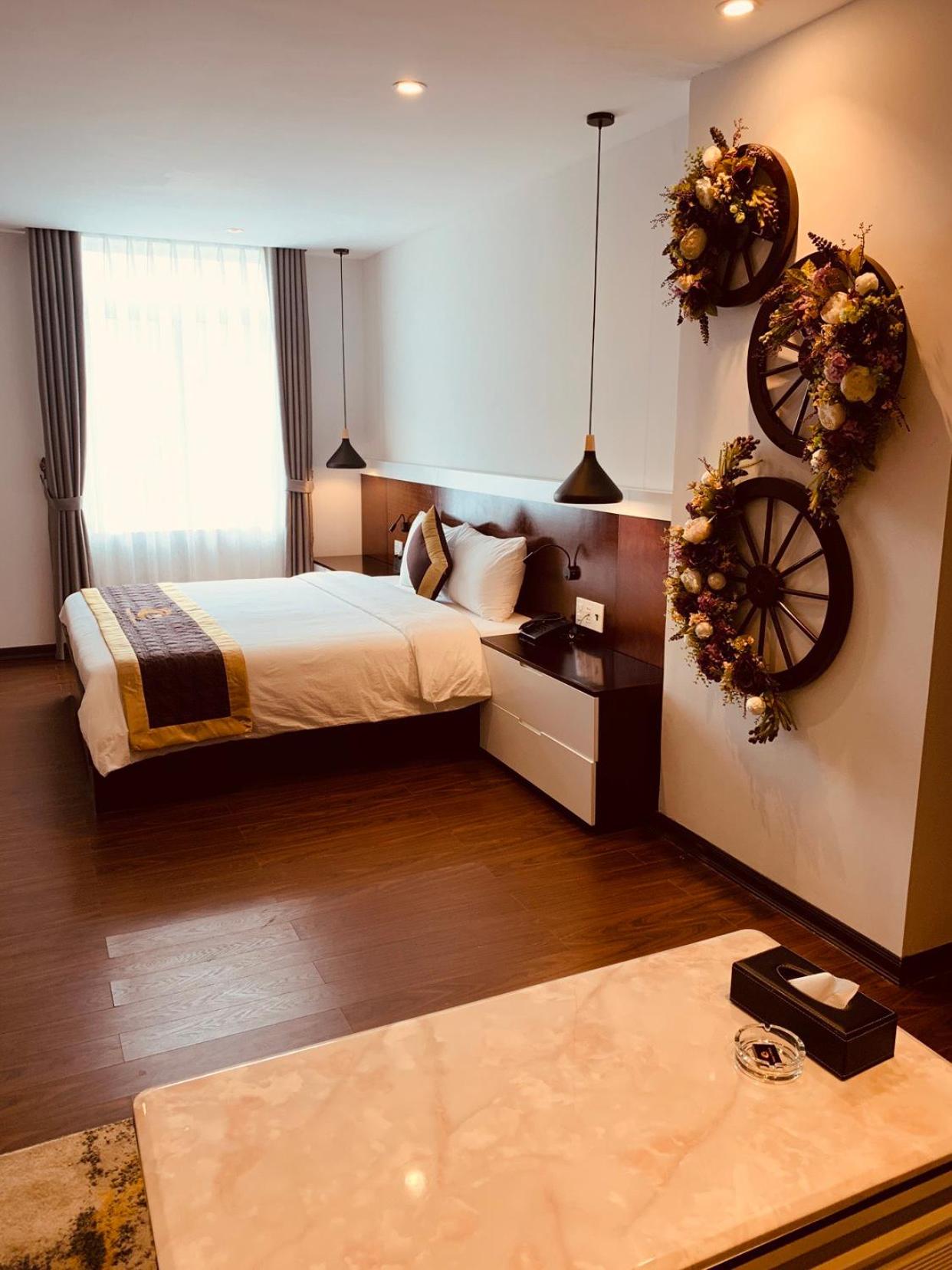 Presidential Suite photo 1