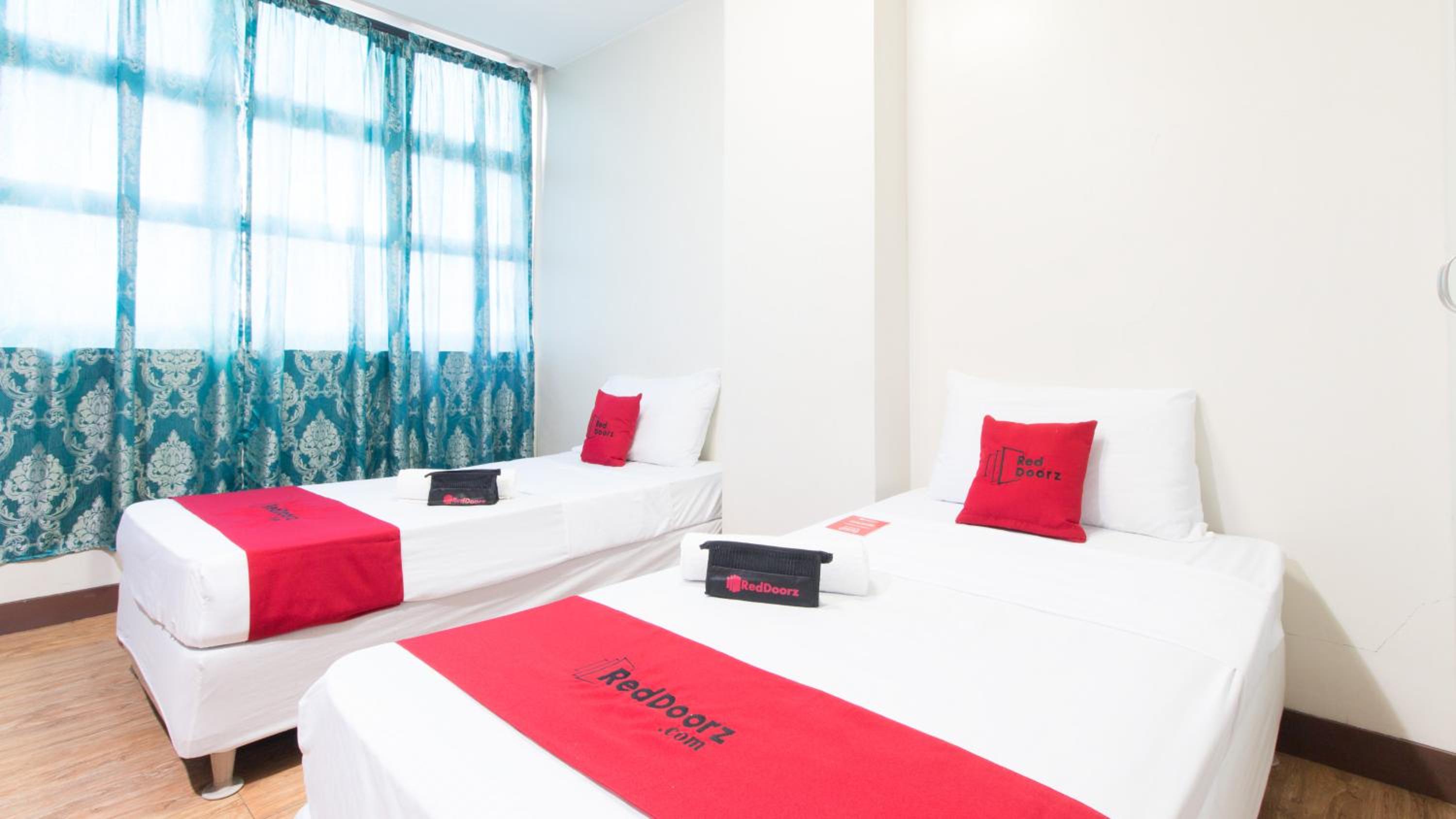 Twin Room - Photo 1