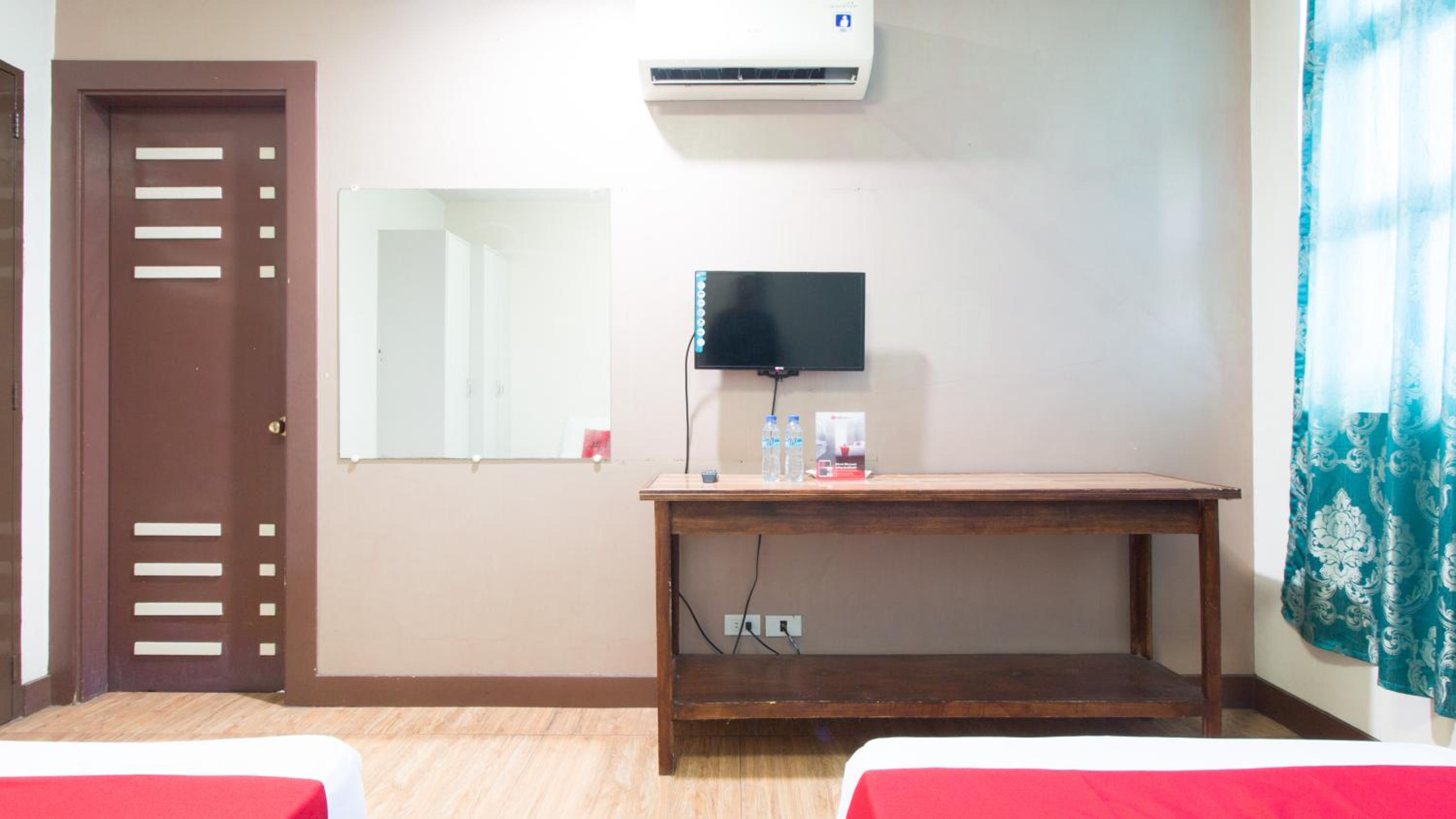 Twin Room - Photo 7
