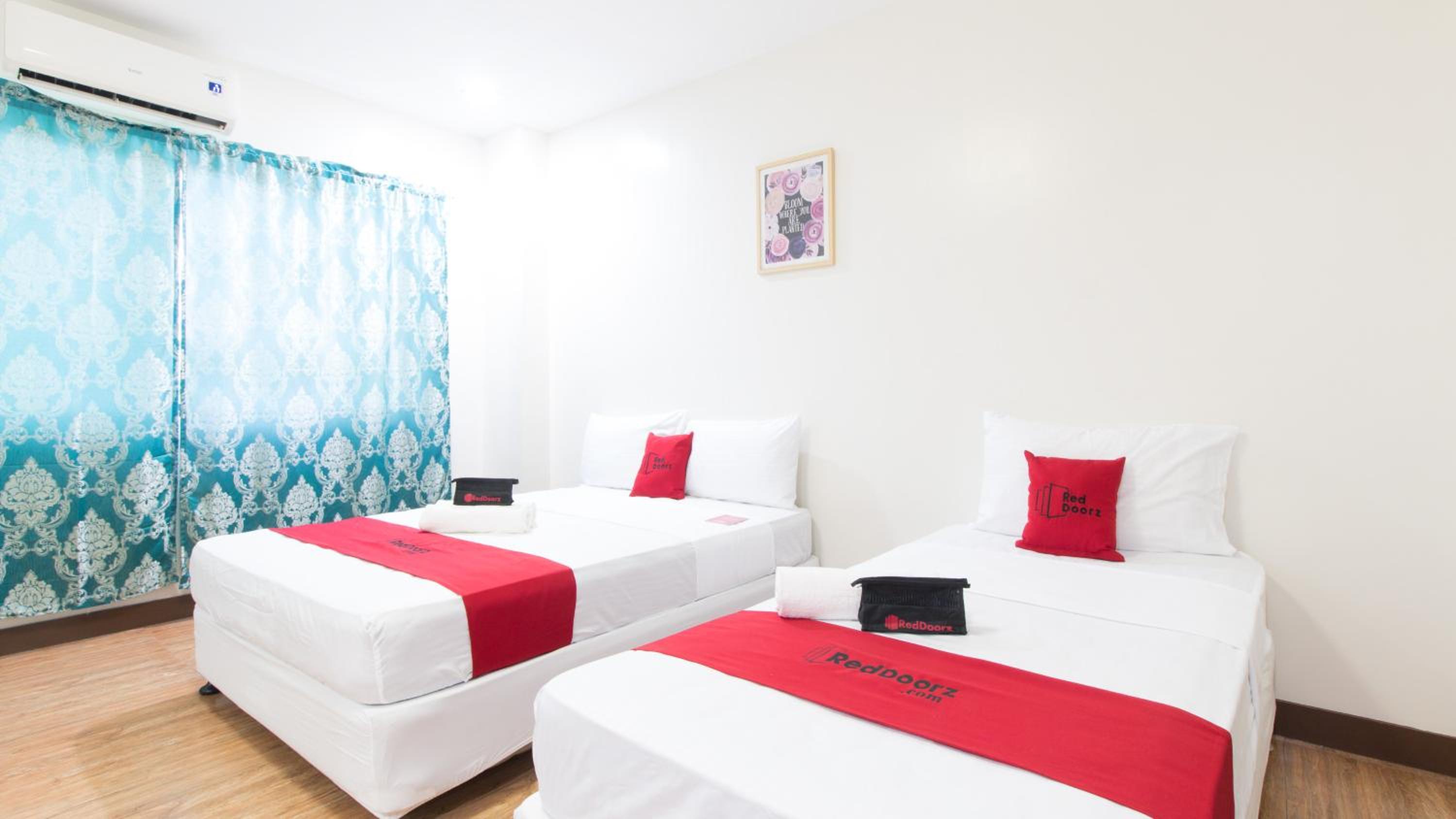 Deluxe Room - Photo 1