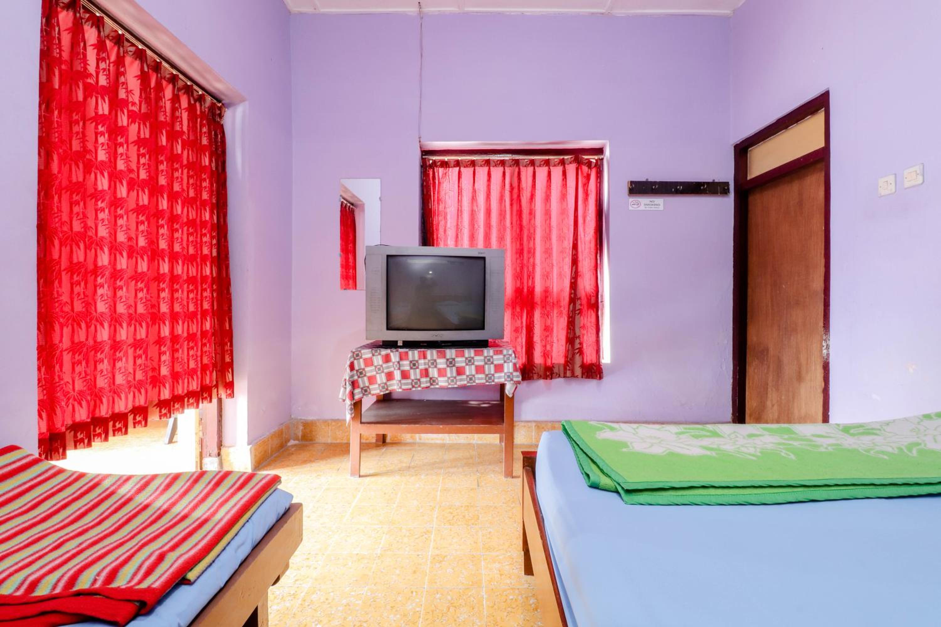 Standard Double Room - Photo 4