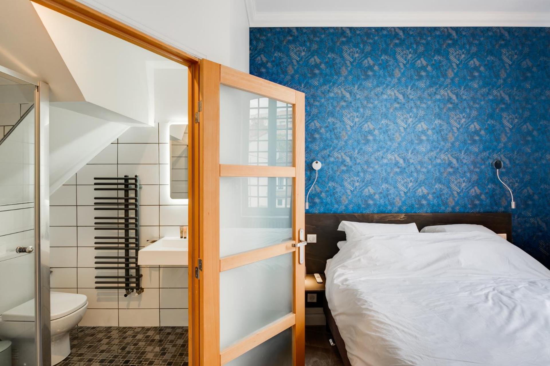 Double Room - Photo 7