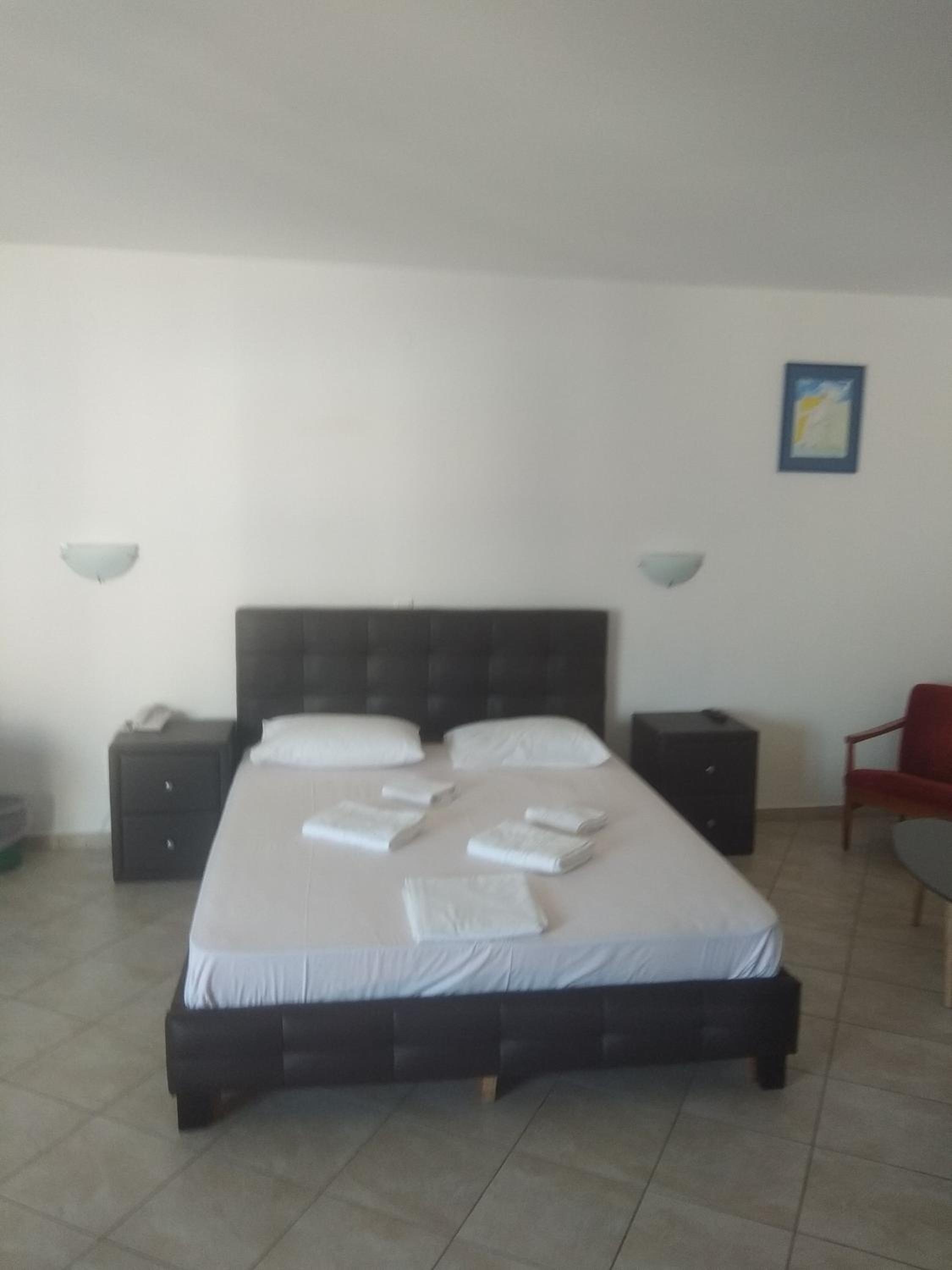 Triple Room with City View - Photo 22