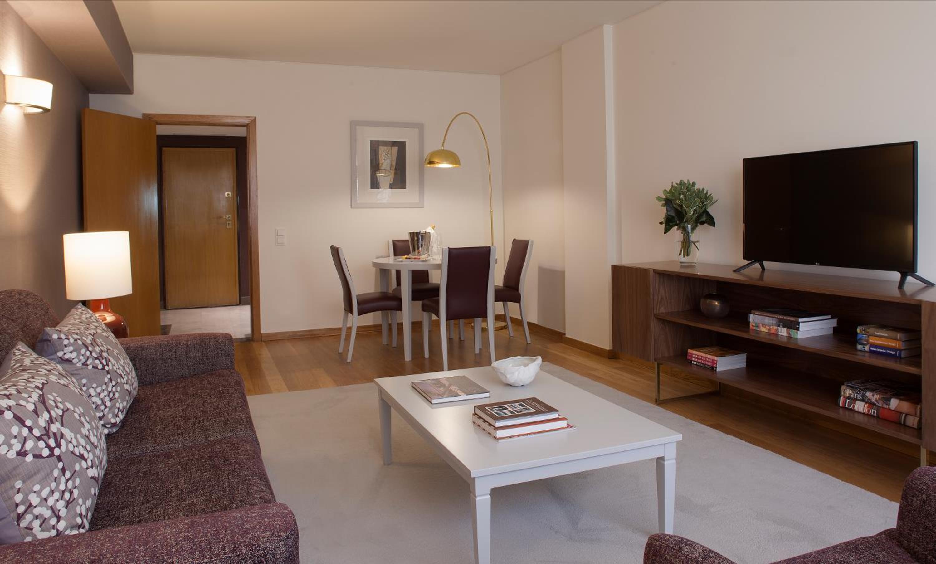 Deluxe Family Apartment - Photo 1
