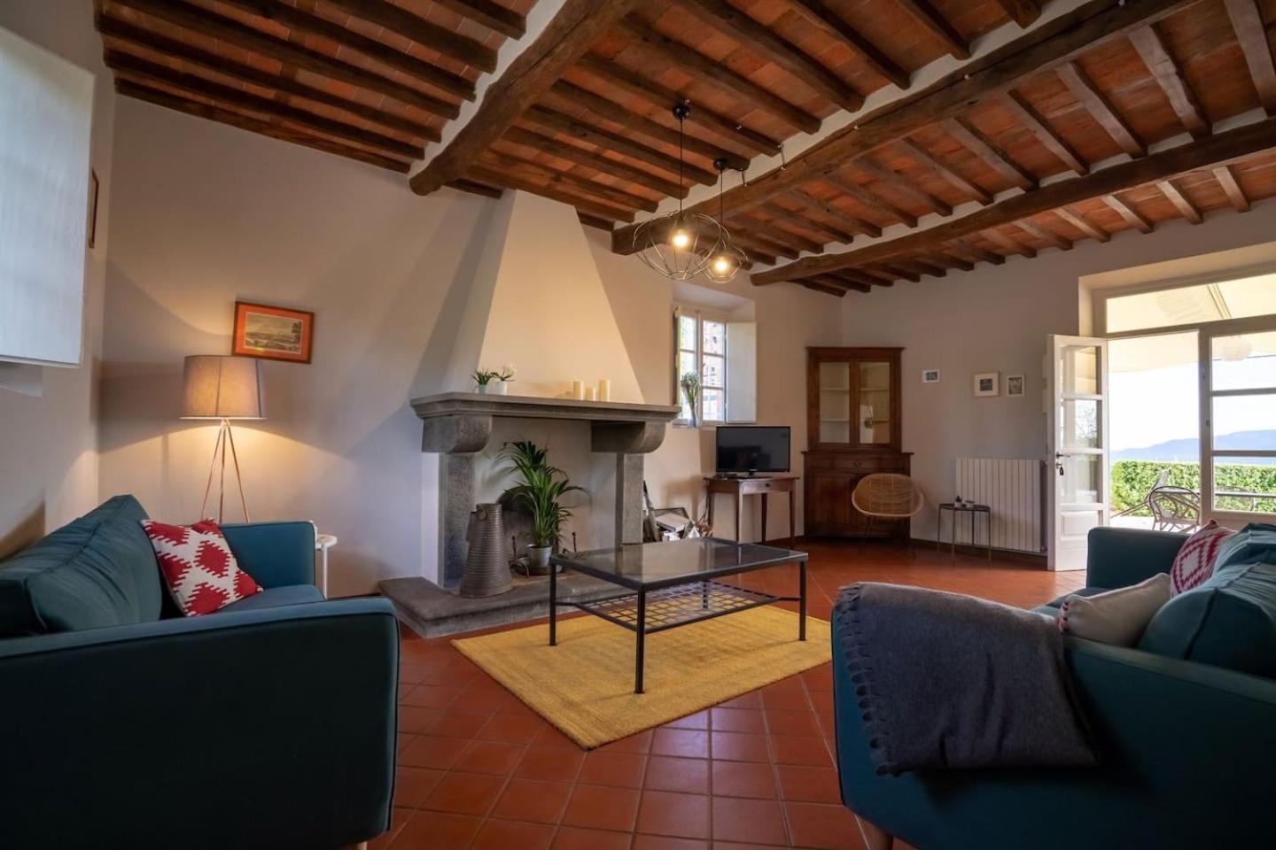 Eight-Bedroom House