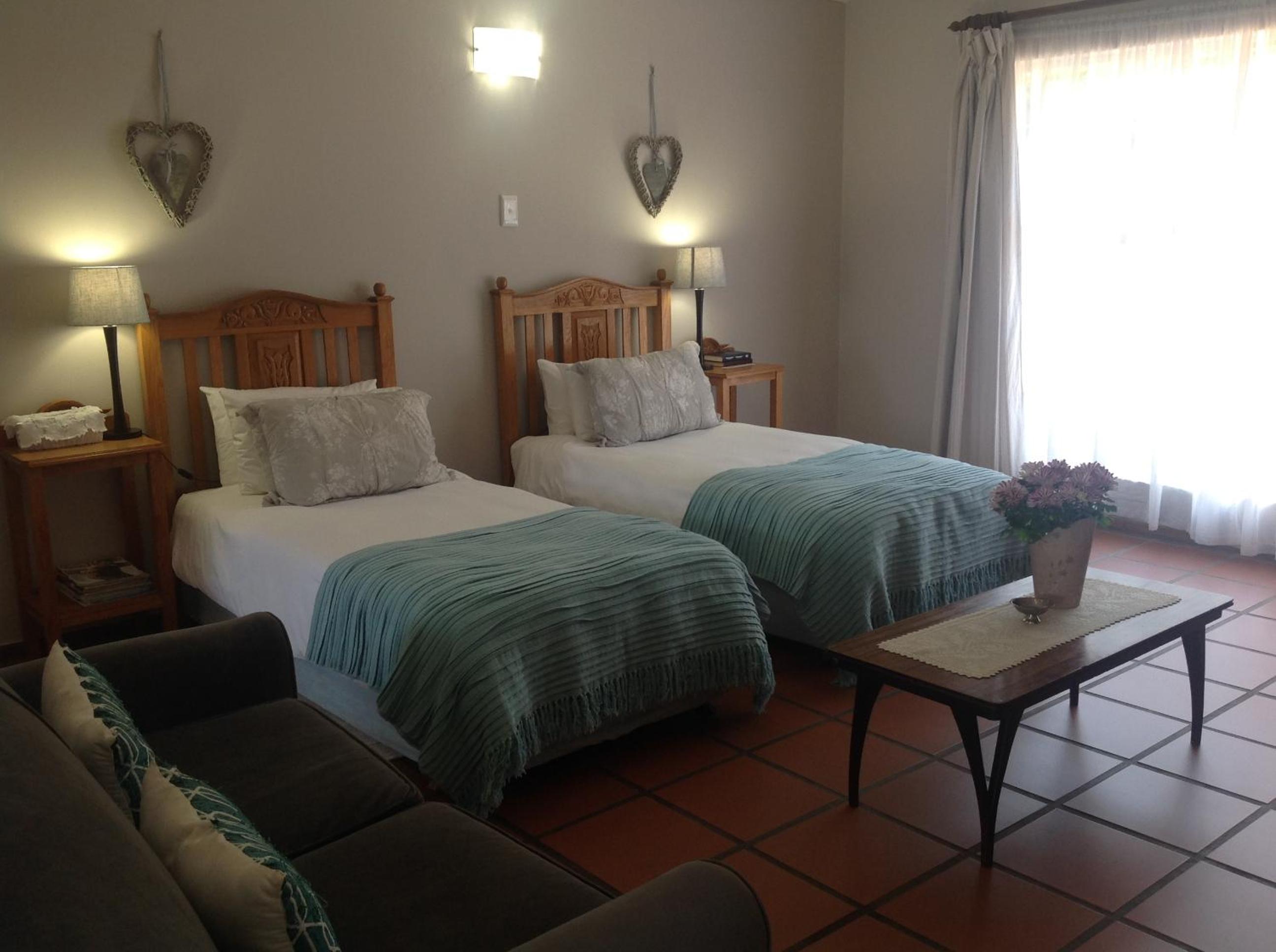 Superior Double or Twin Room with Pool View photo 1