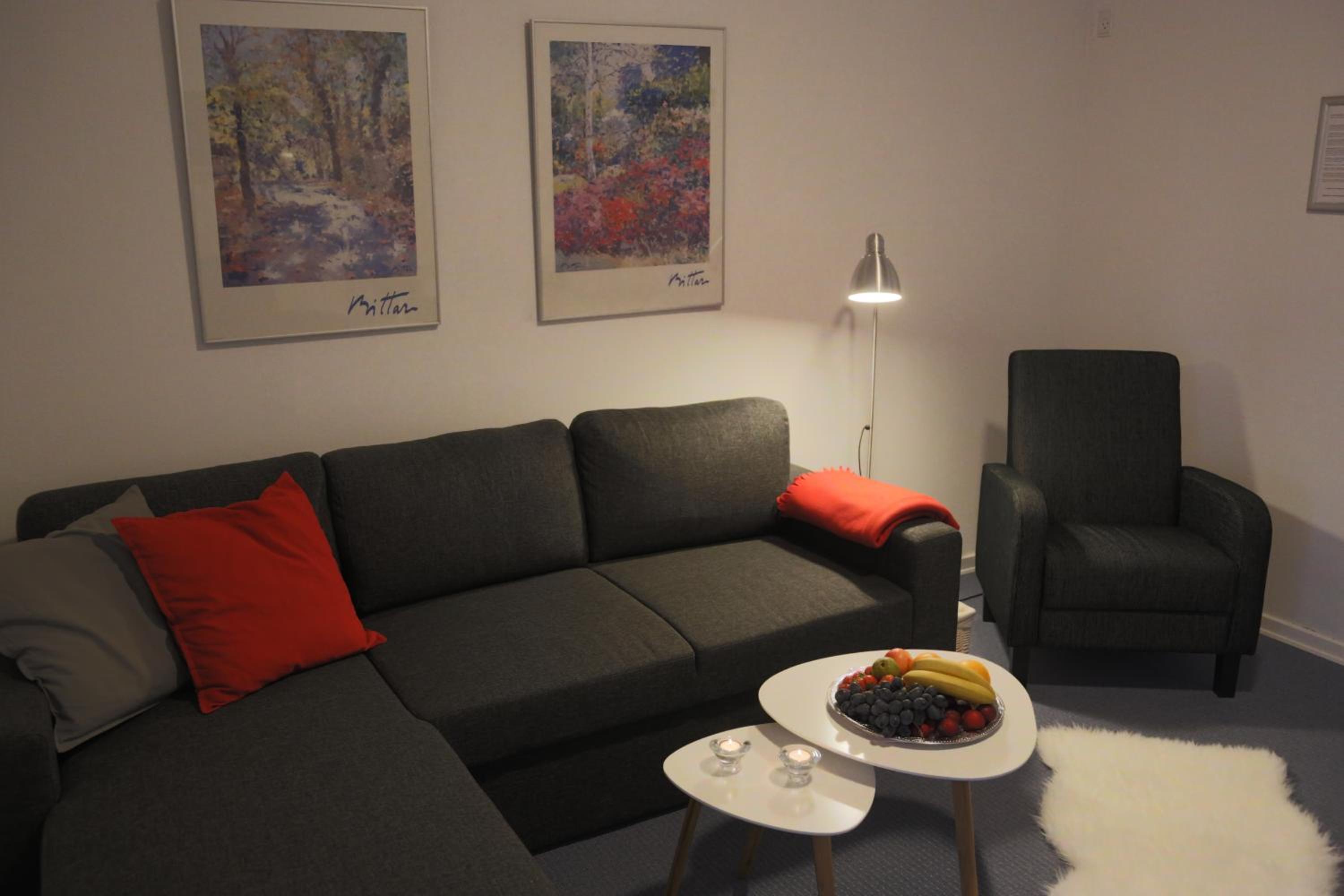 Family Room - Photo 1