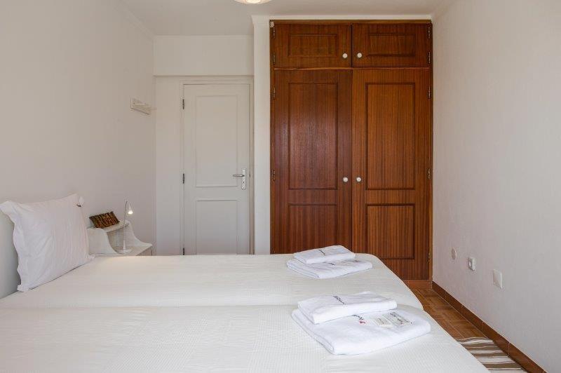 Four-Bedroom House photo 2