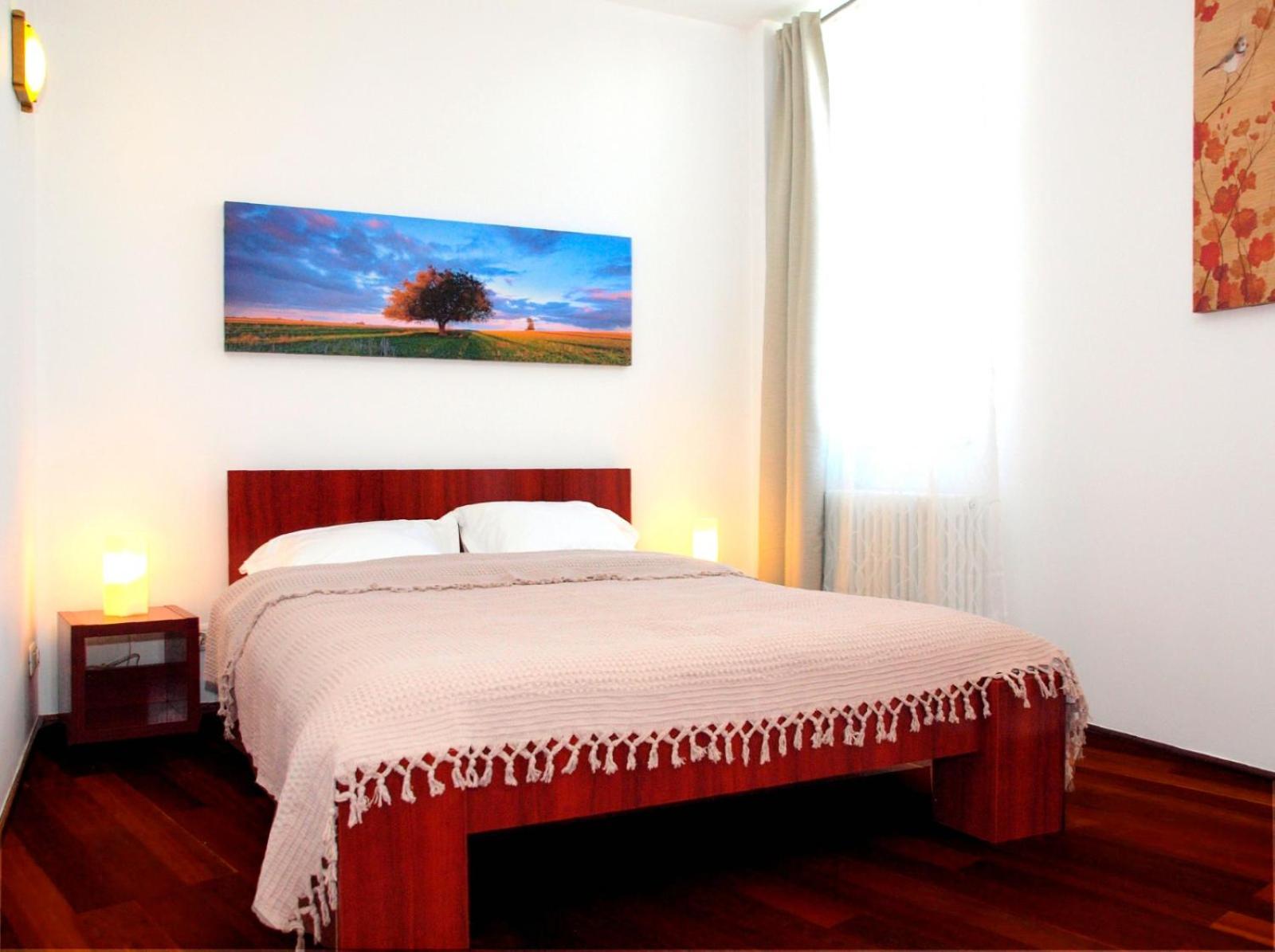 One-Bedroom Apartment - Photo 20