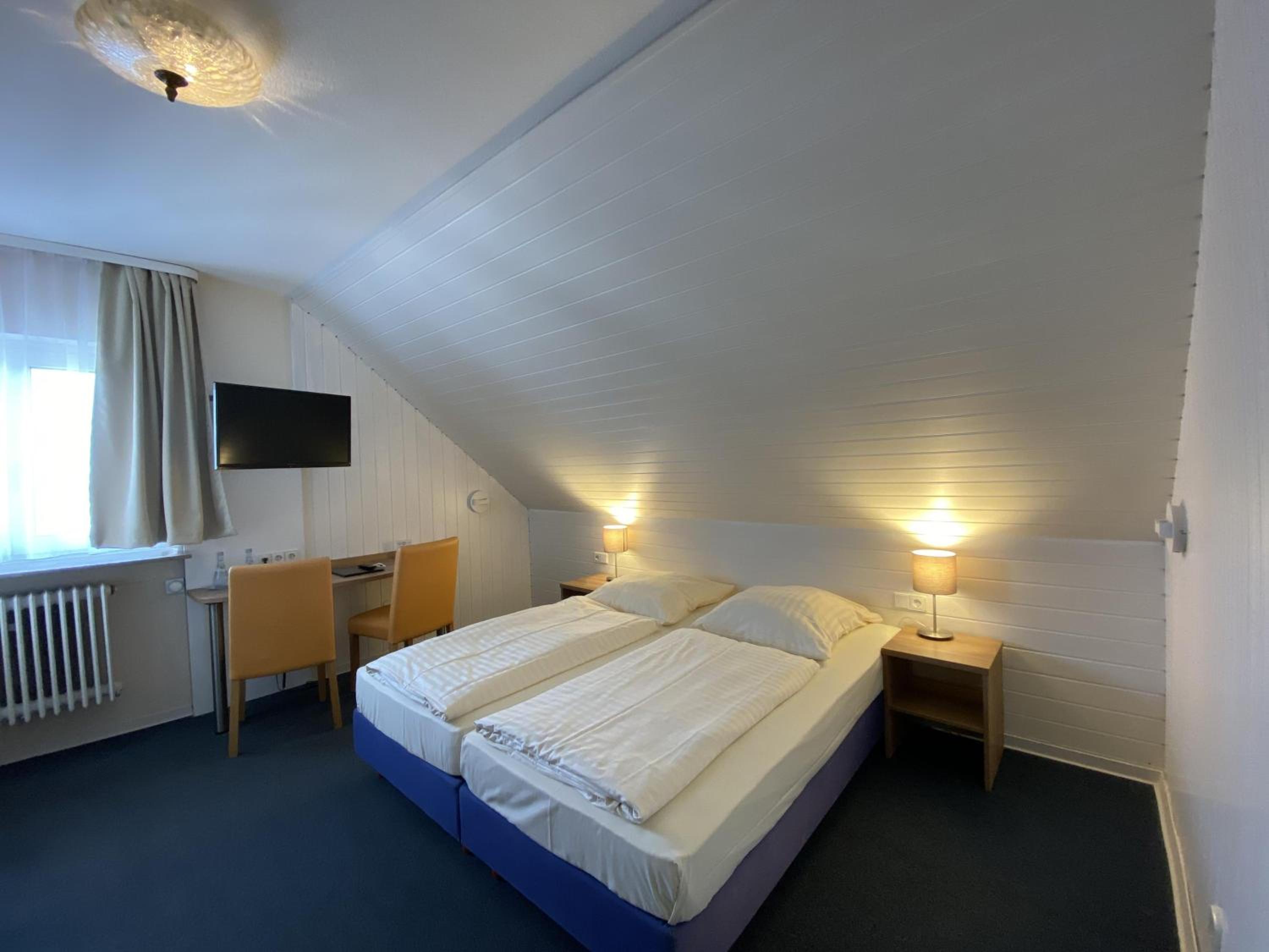 Comfort Room - Photo 4