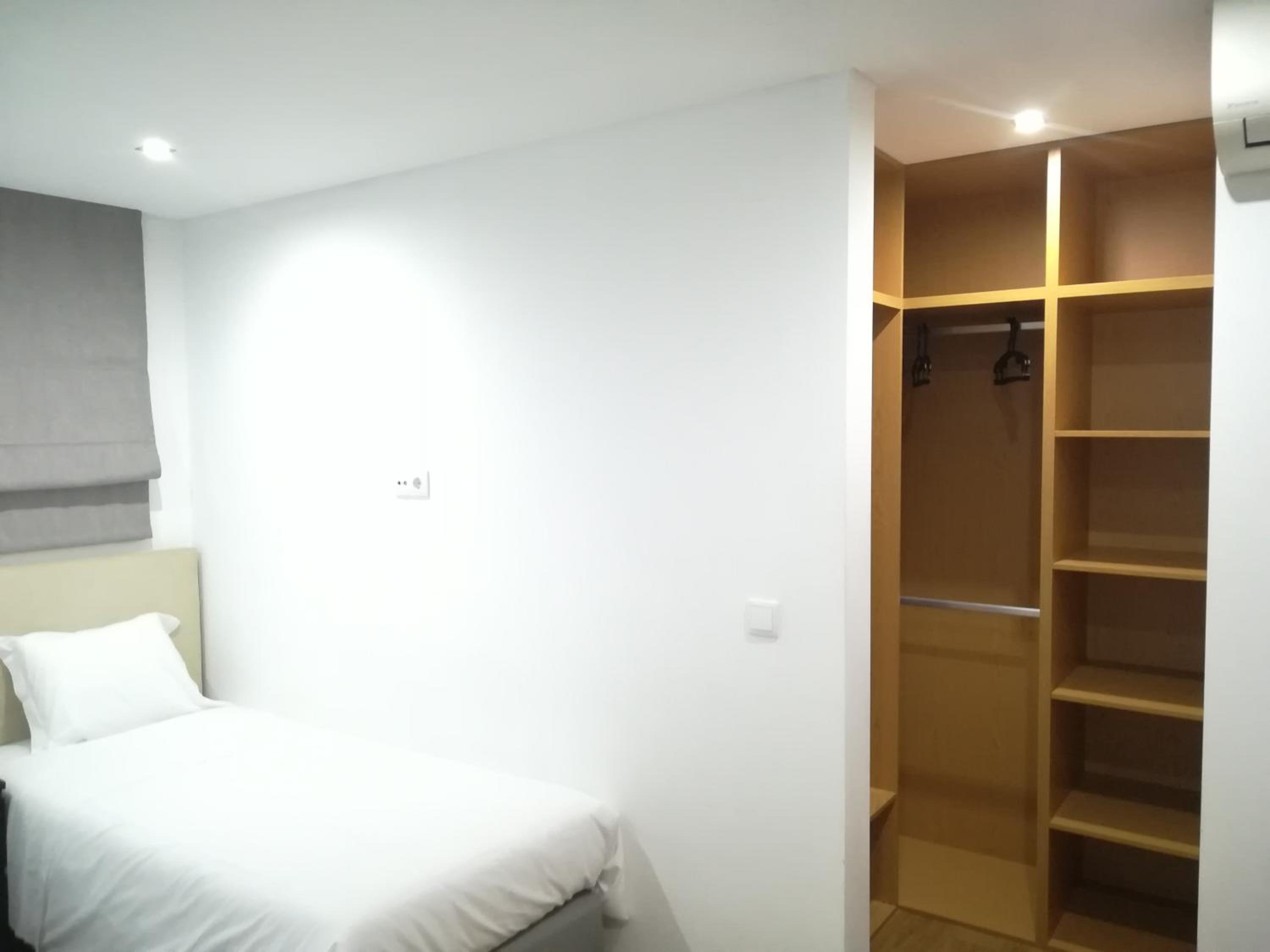 Three-Bedroom Apartment photo 2