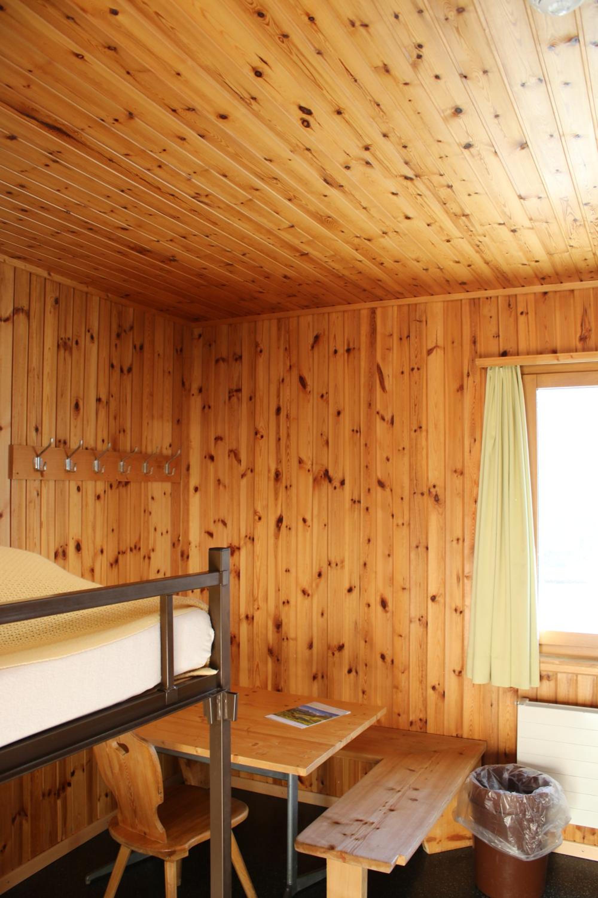 Bunk Bed in Mixed Dormitory Room