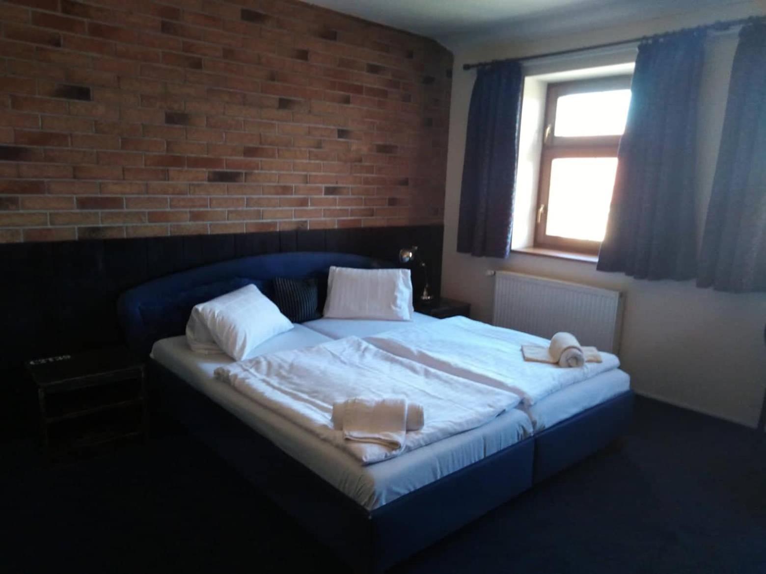 Double Room - Photo 3