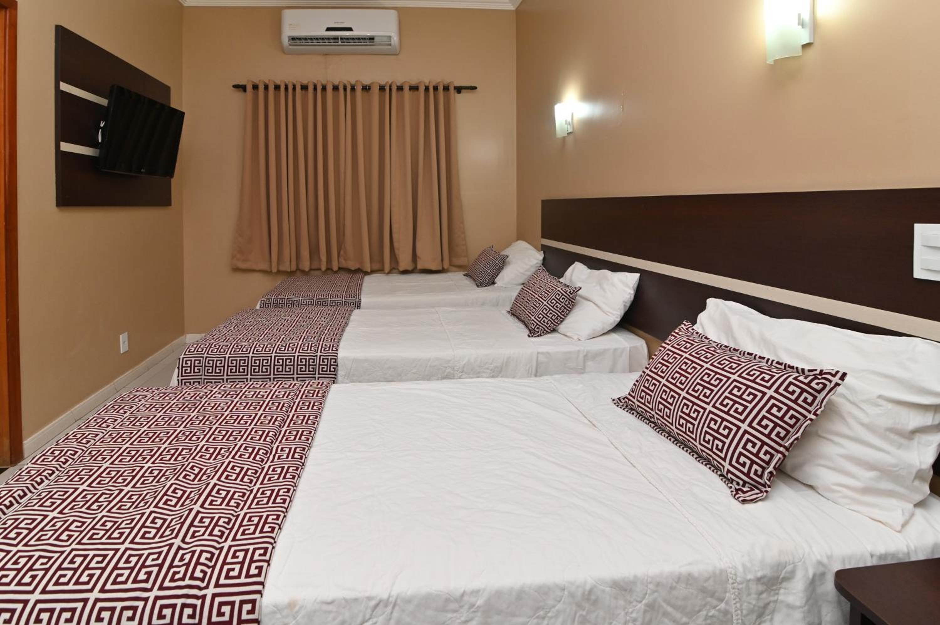 Executive Triple Room - Photo 2