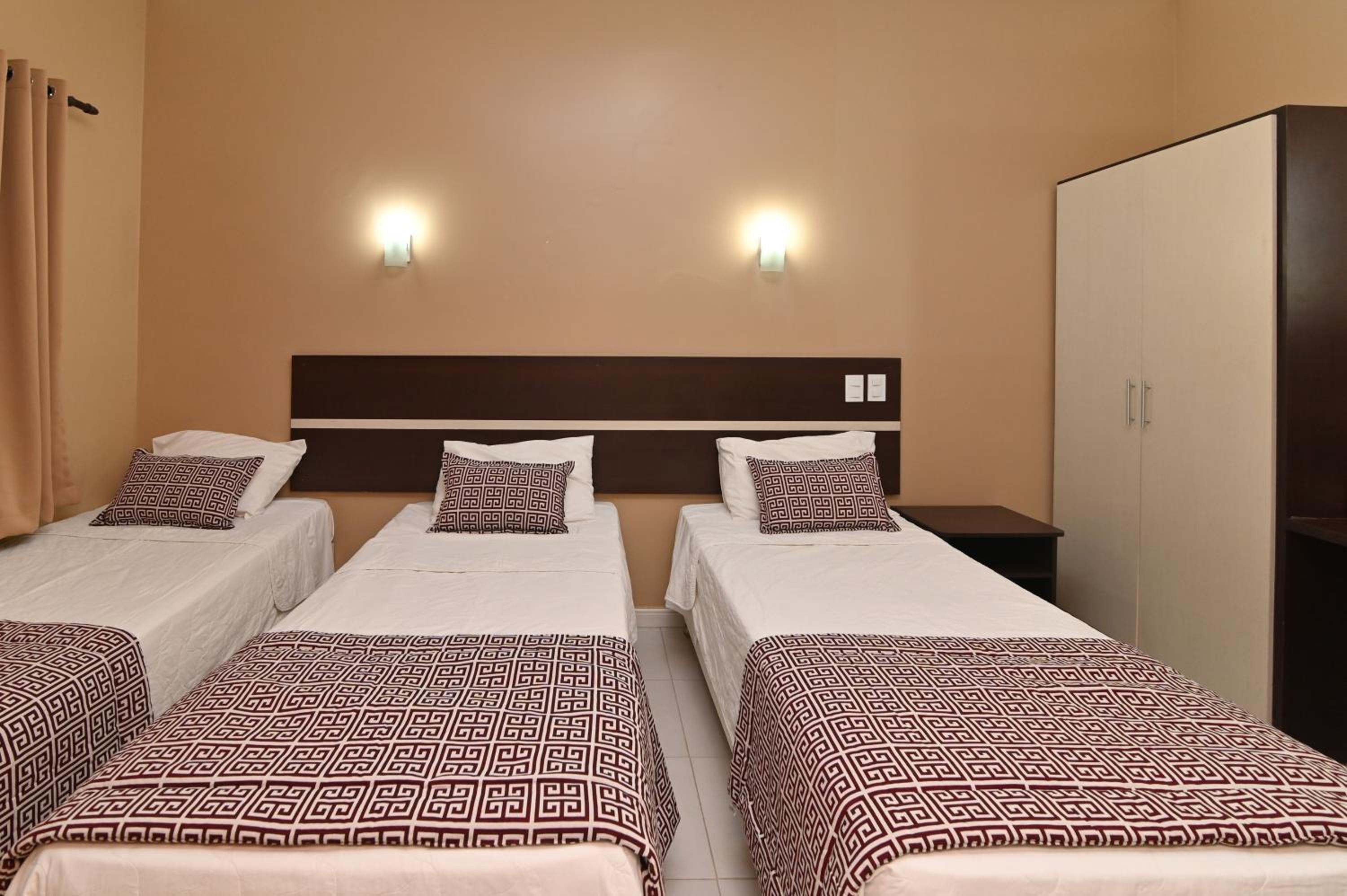 Executive Triple Room - Photo 4