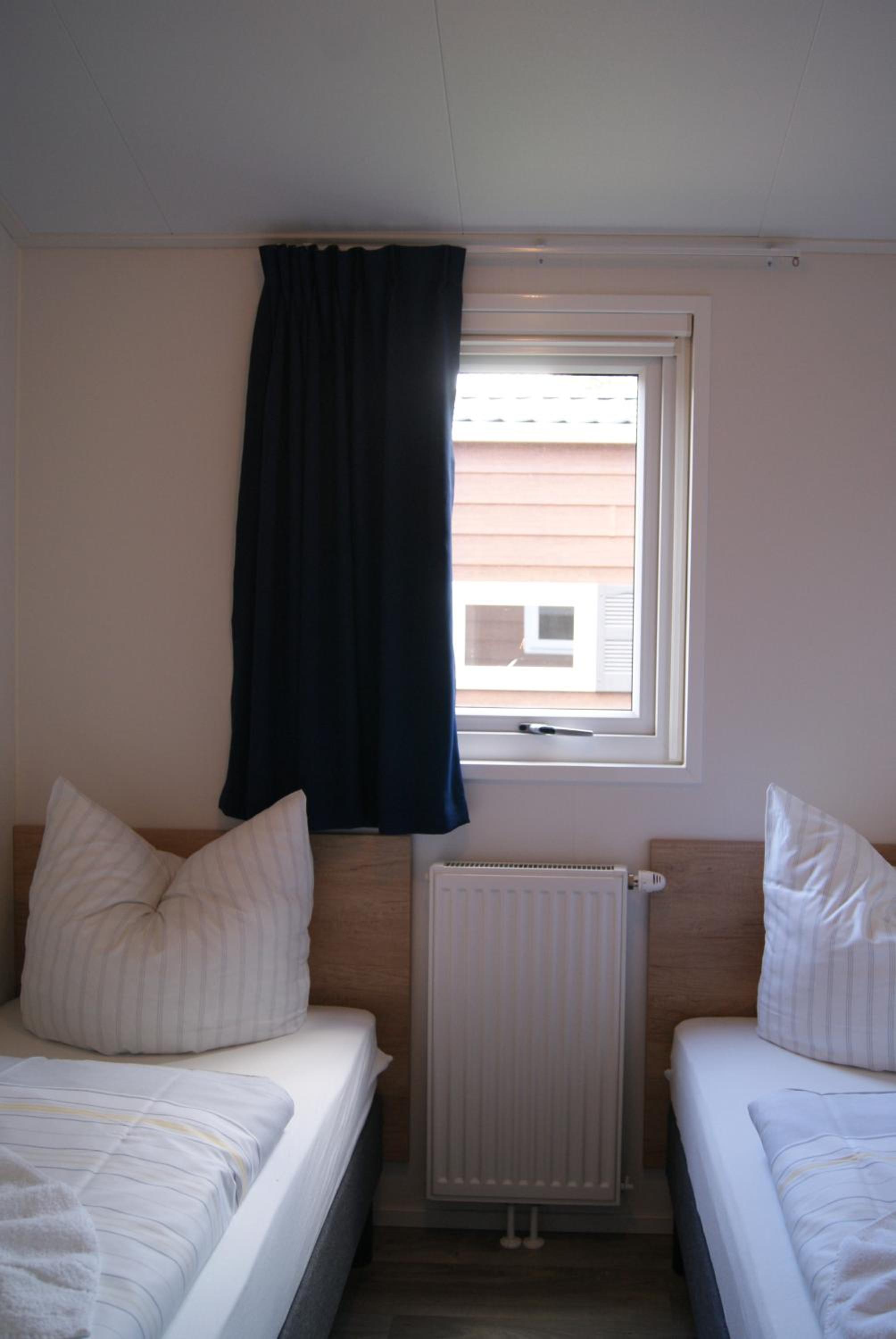 Deluxe Mobile Home photo 2