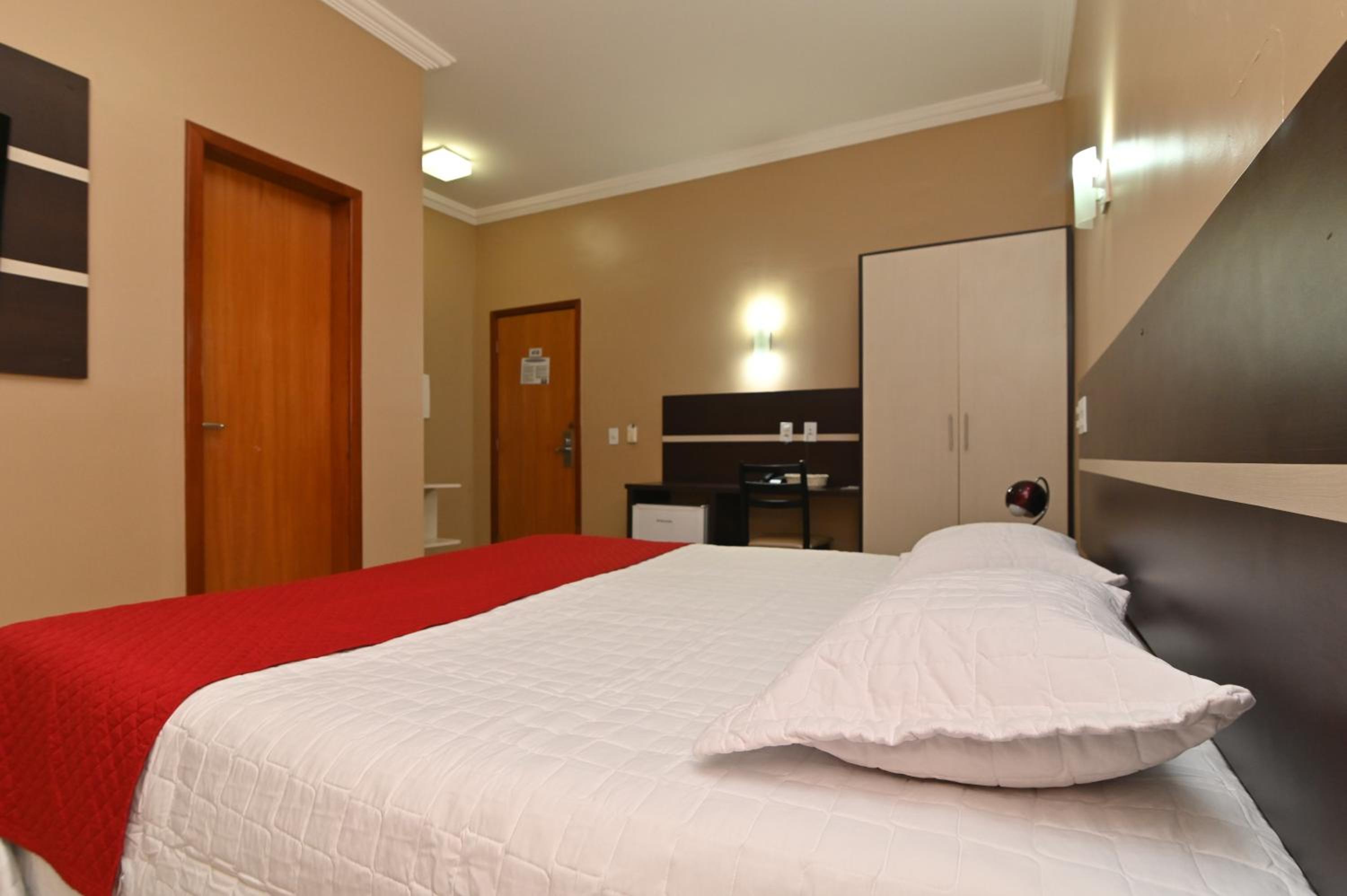 Double or Twin Room - Photo 1