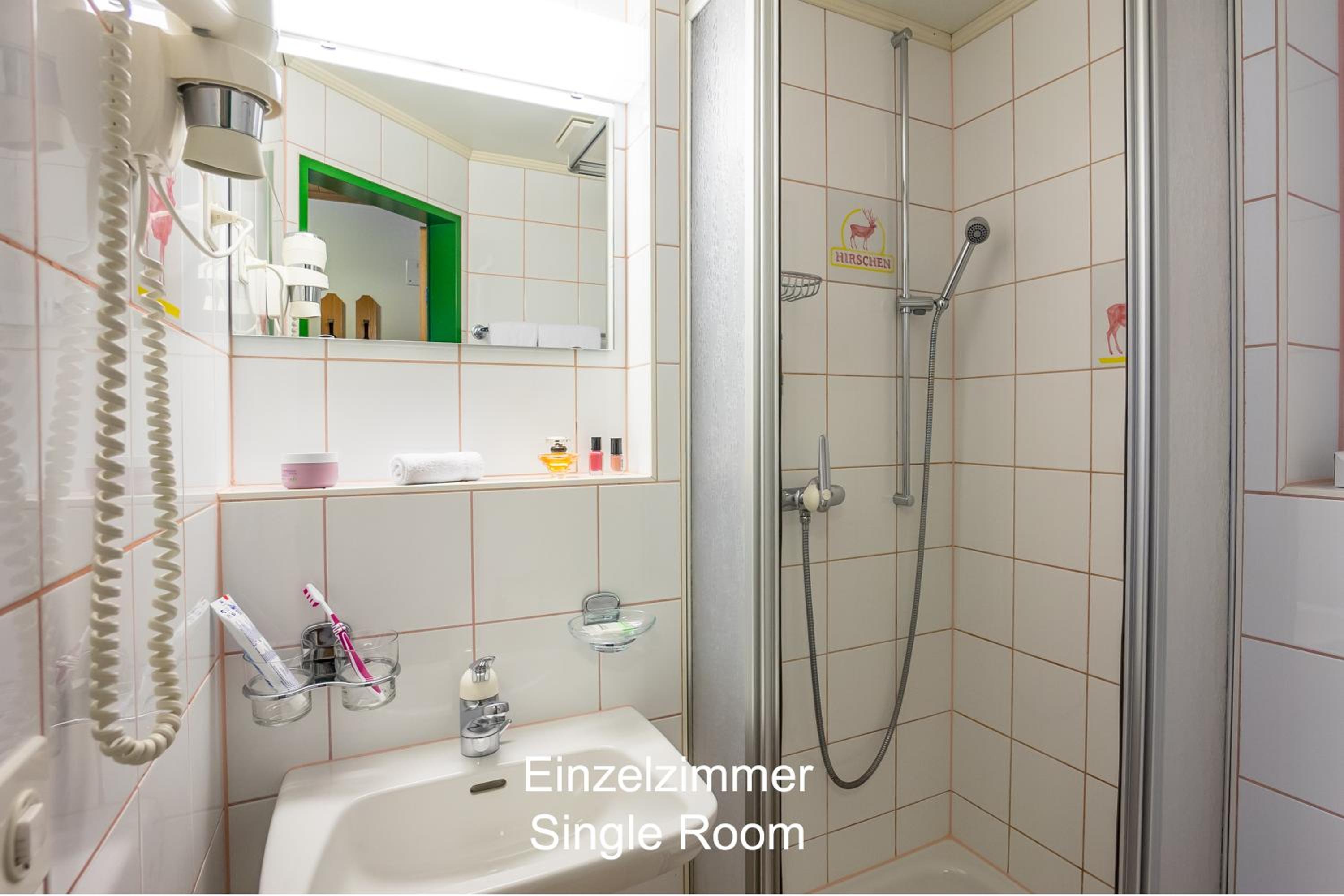 Single Room photo 3