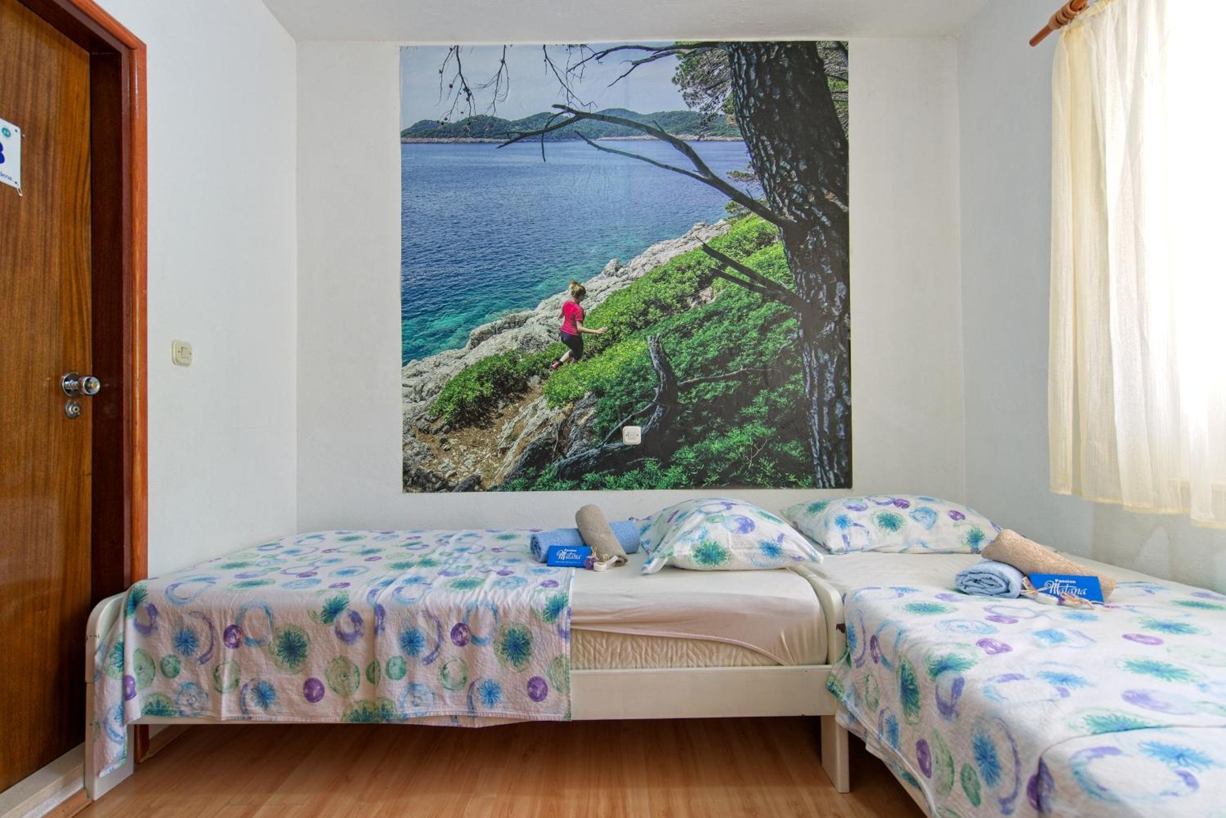 Budget Twin Room photo 1