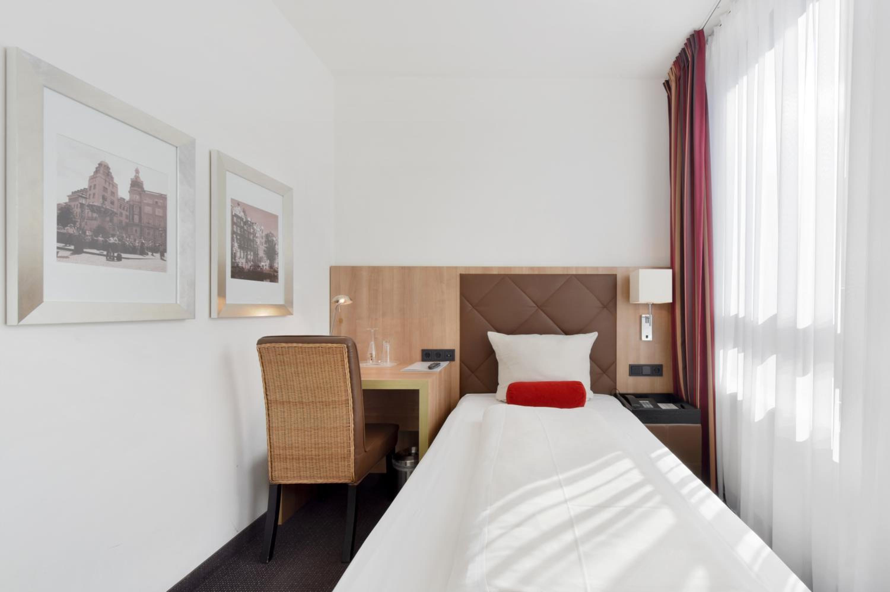 Business Single Room photo 2