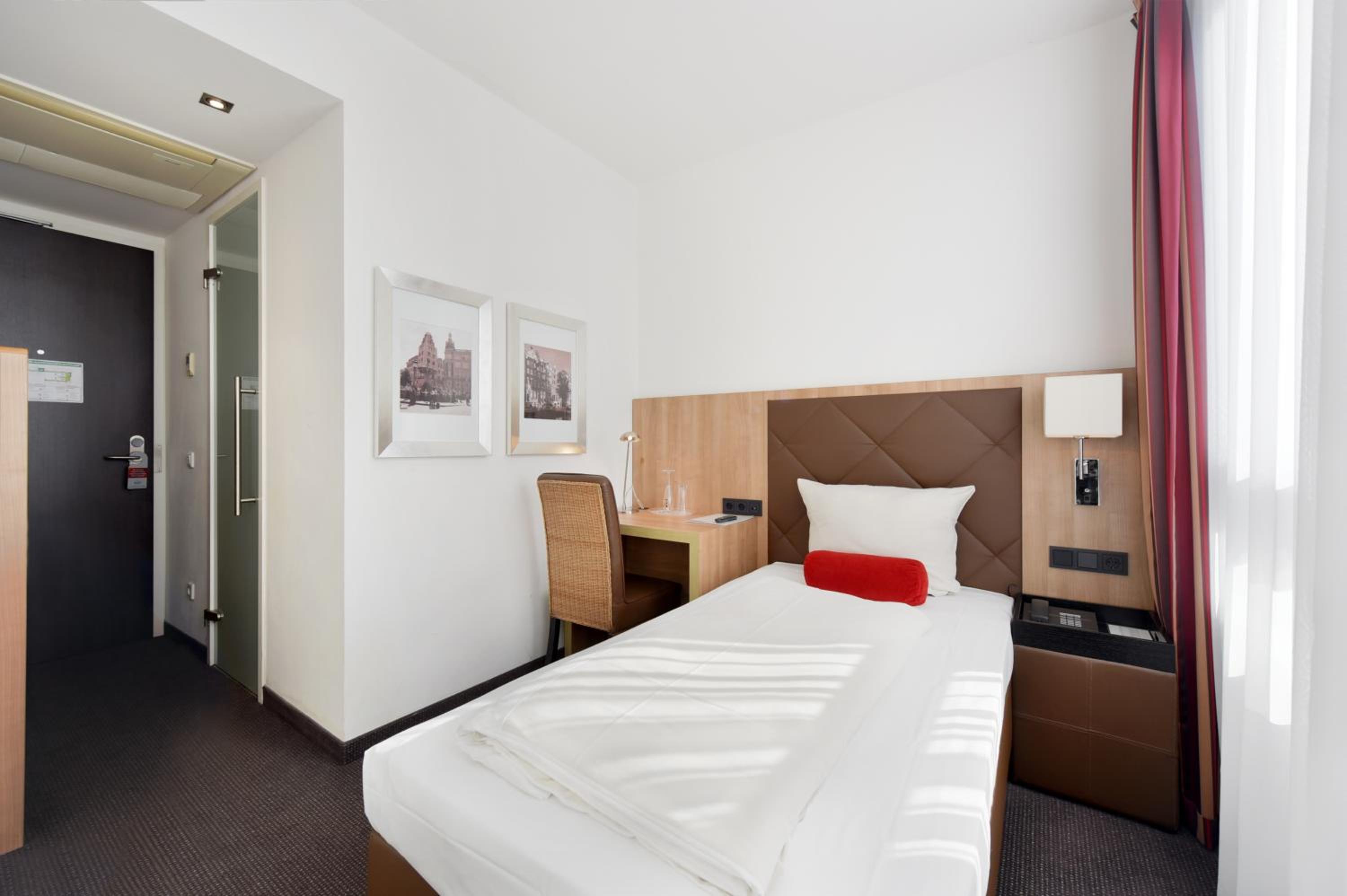 Business Single Room photo 1
