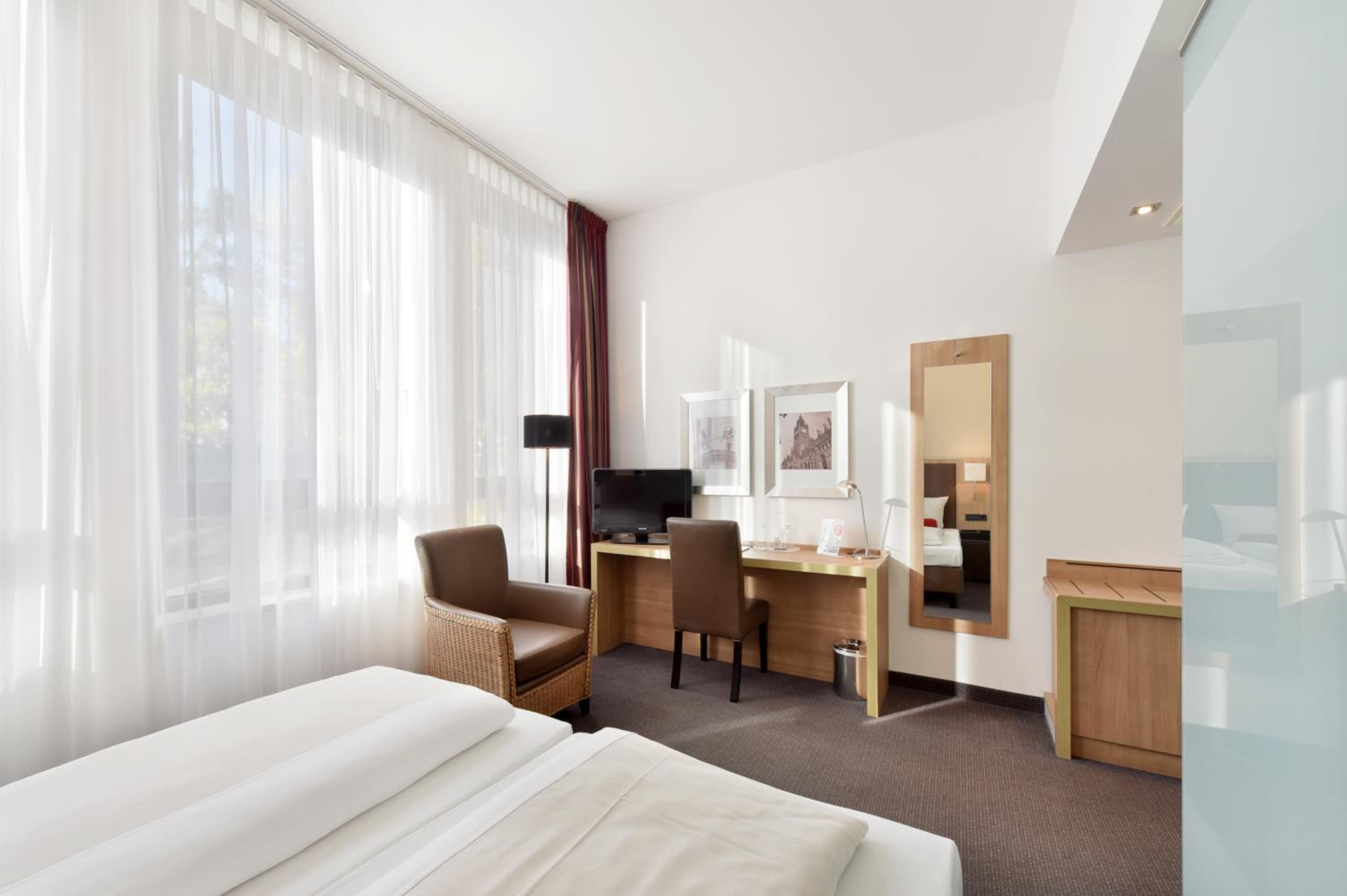 Business Double Room photo 2