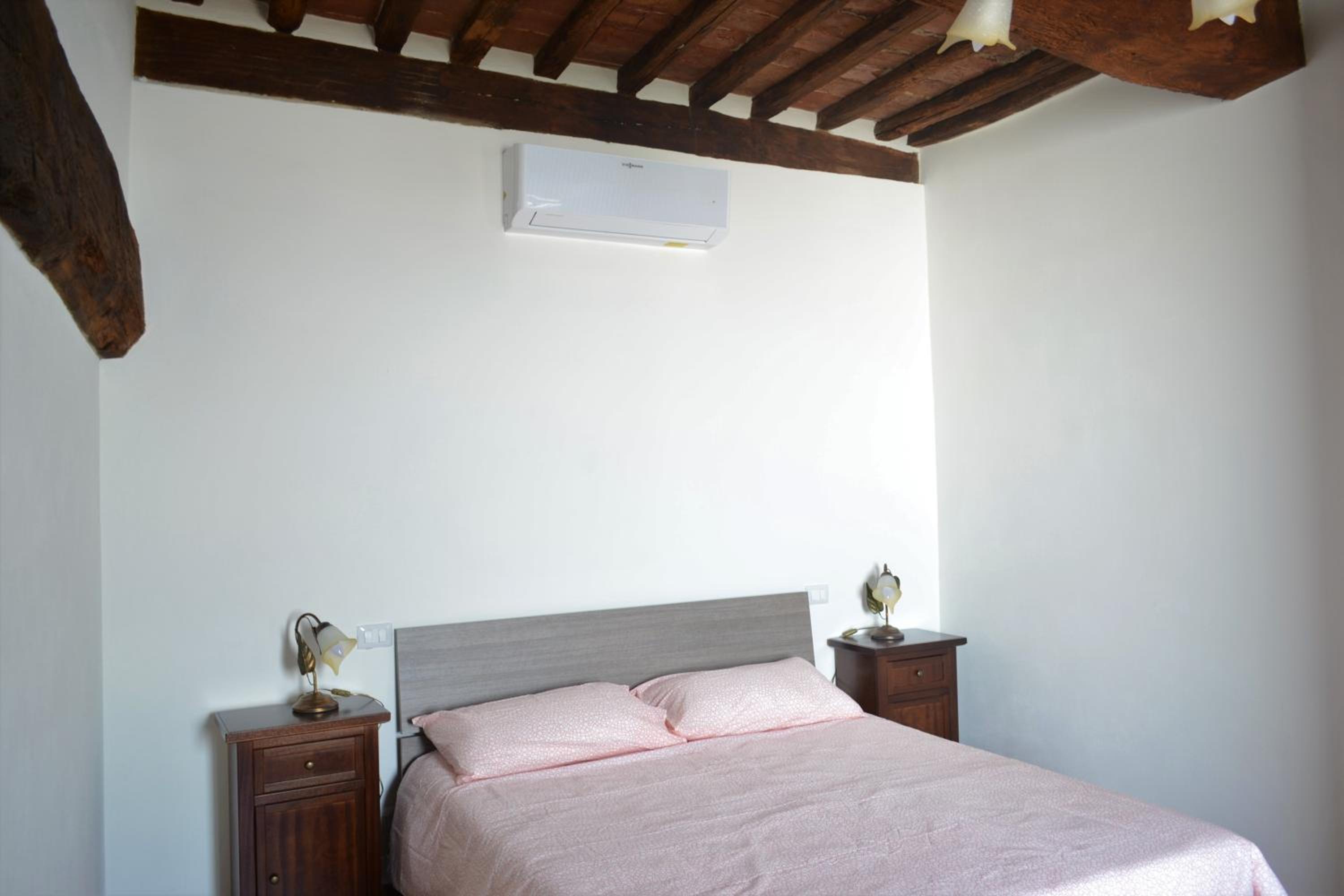 Quadruple Room with Private Bathroom