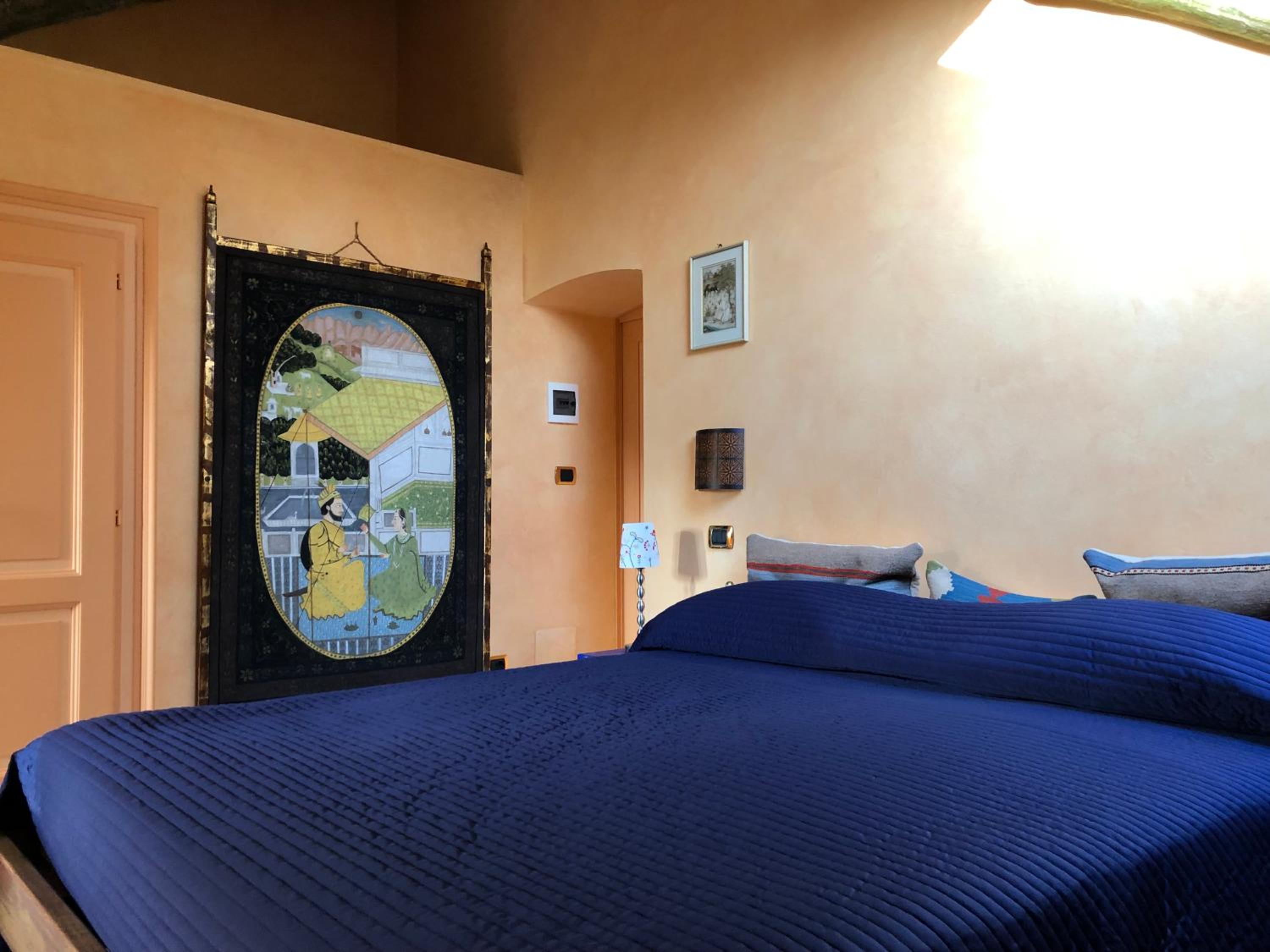 Double Room with Private Bathroom - Photo 2