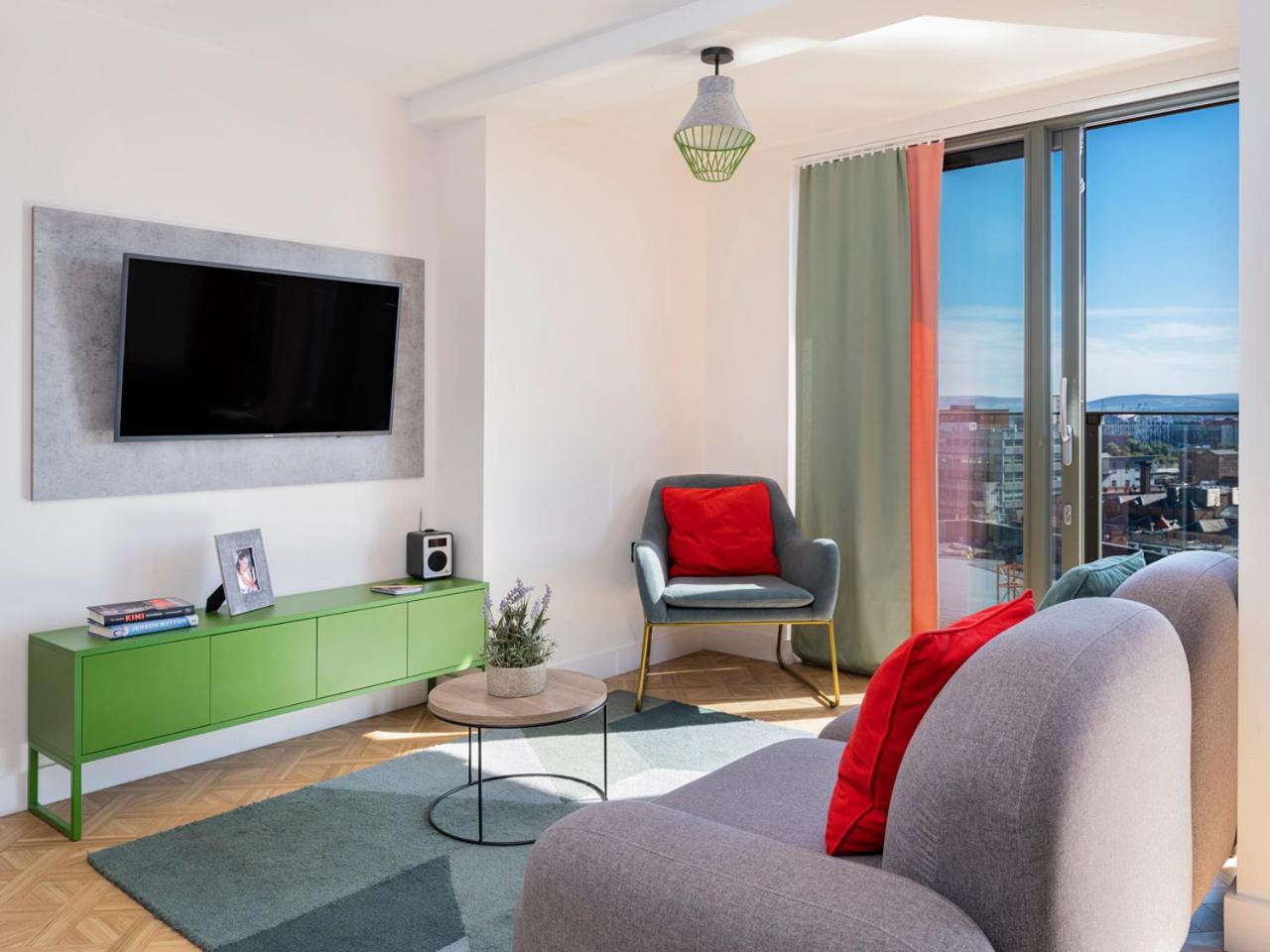Two Bedroom Suite - Photo 8