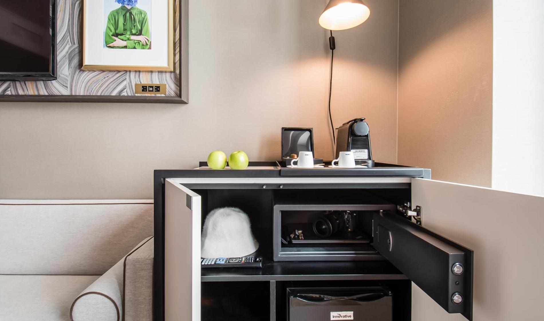 ADA – Junior Suite thumbnail 6