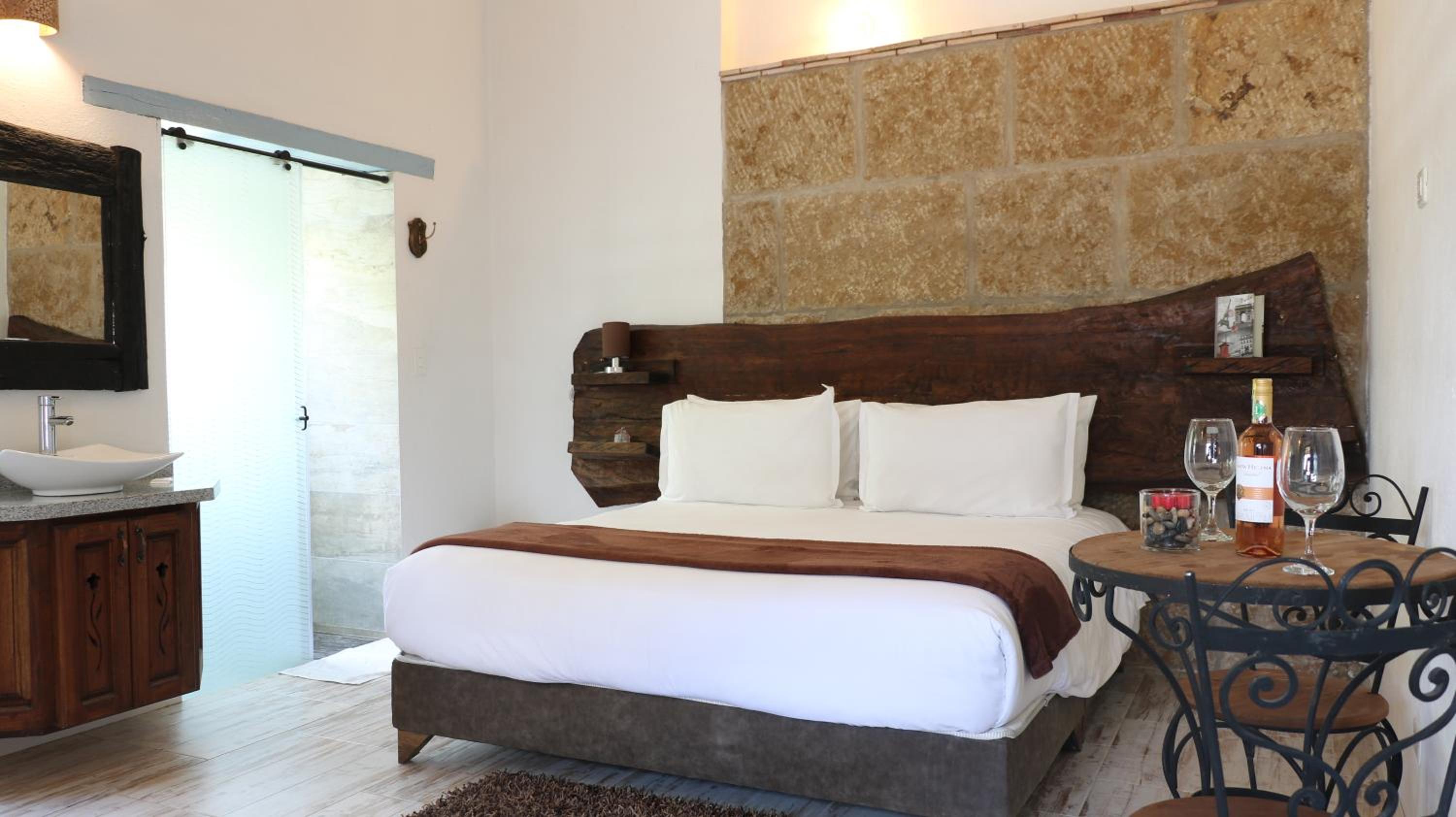 King Room with Spa Bath photo 1