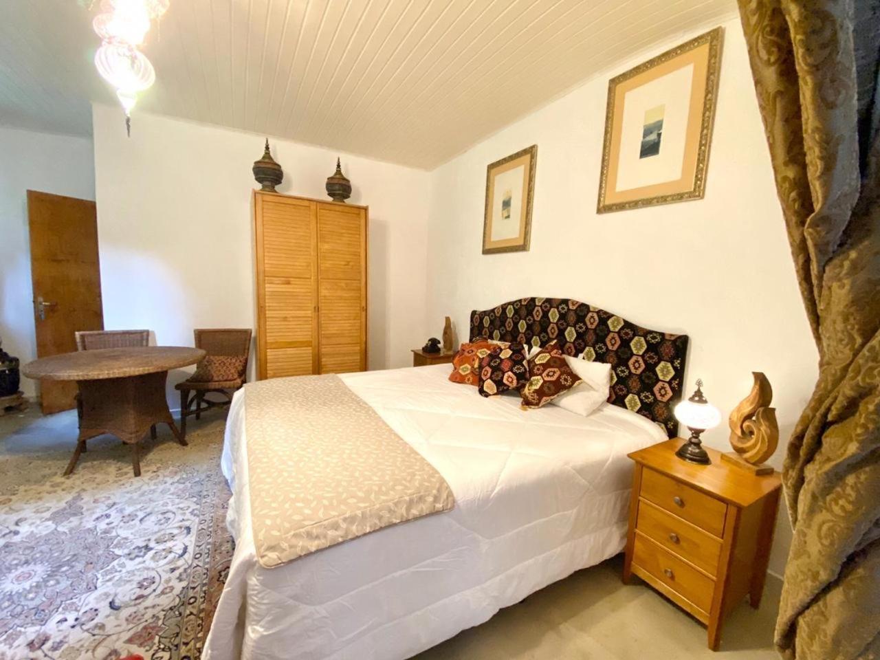 Superior King Suite photo 2