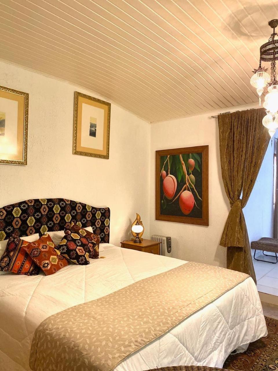 Superior King Suite