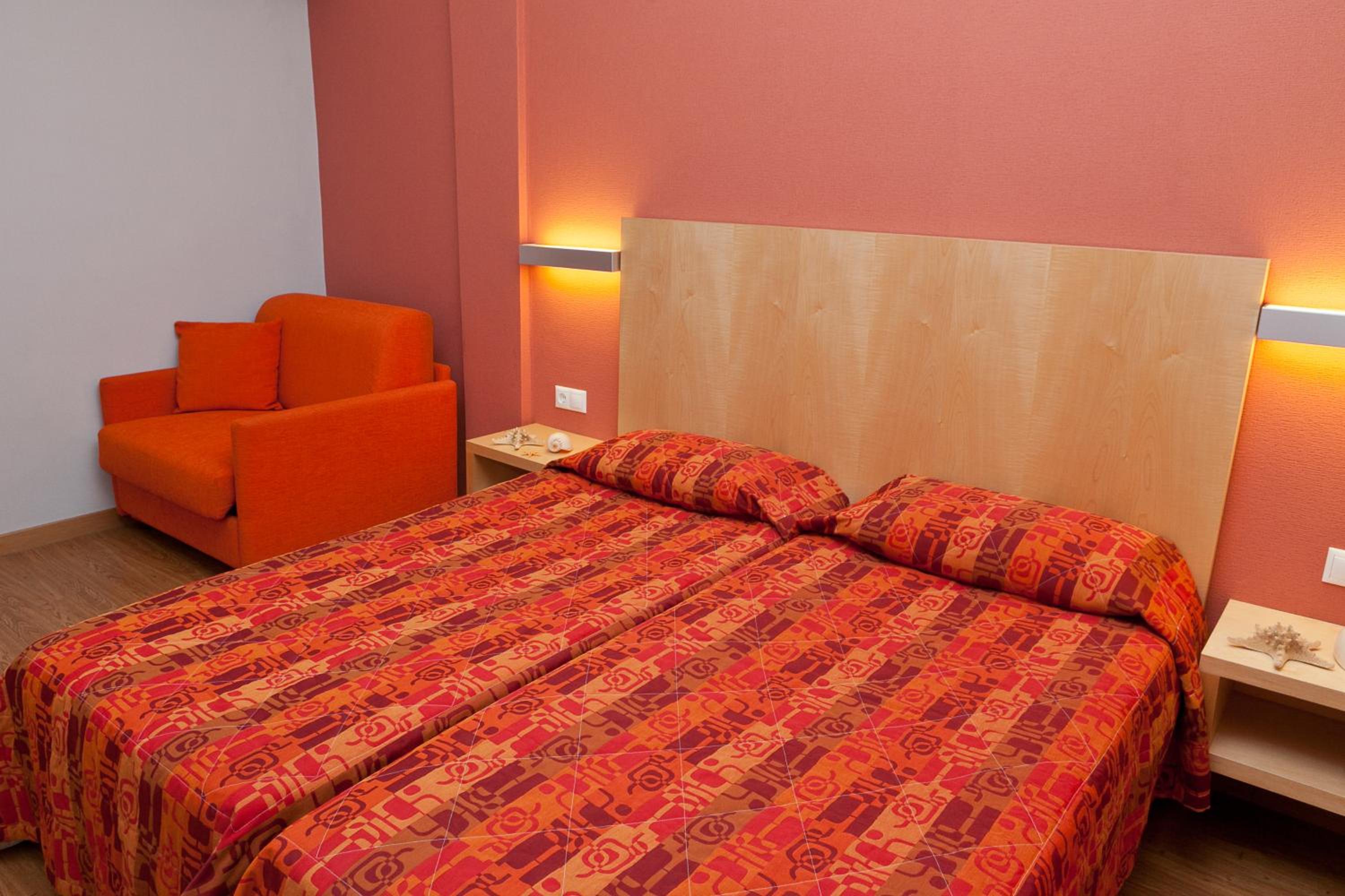 Triple Room photo 2