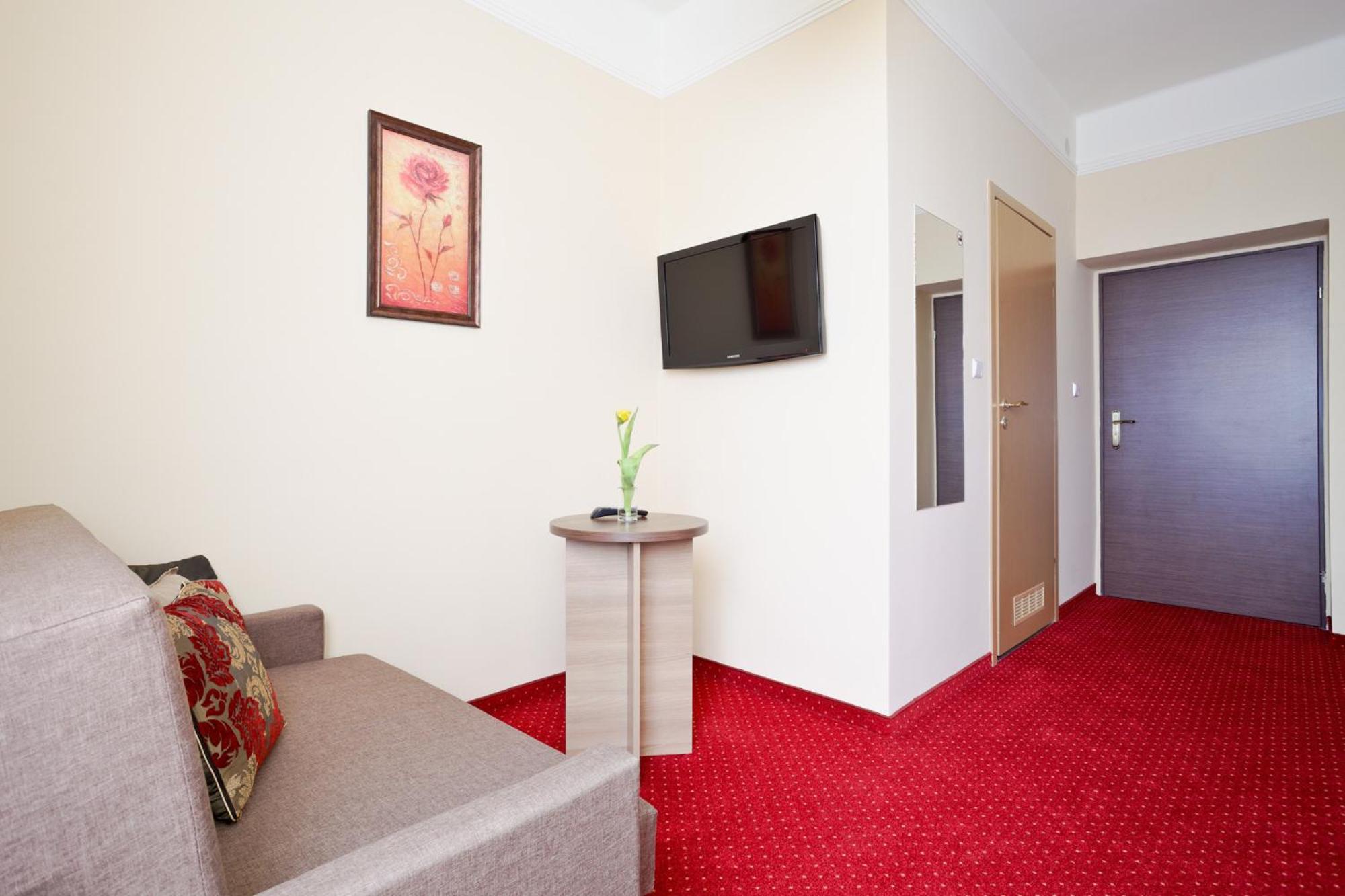 Studio (2 Adults) - Photo 6