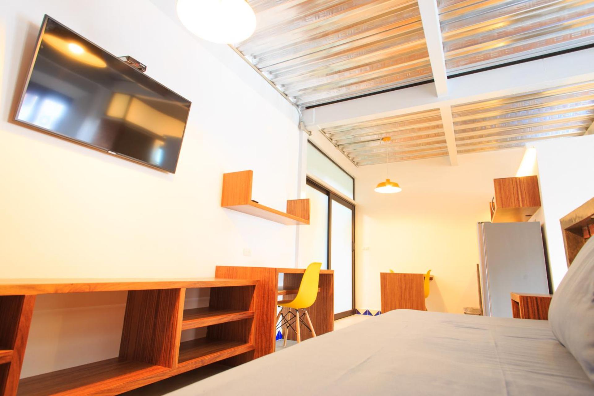Suite with Balcony - Photo 1